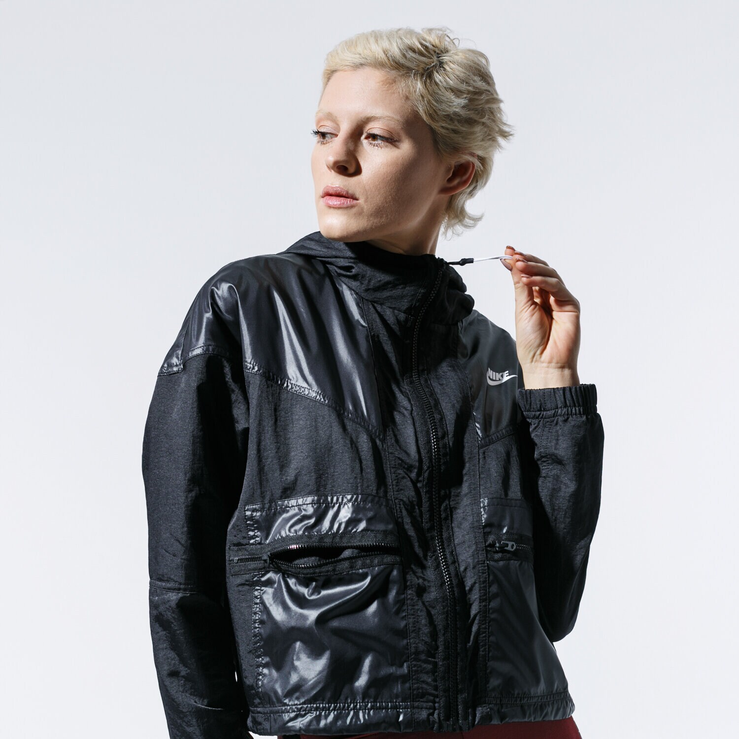 Damen Winterjacke NIKE JACKE W NSW WR JKT CARGO REBEL BV2833-010 Schwarz