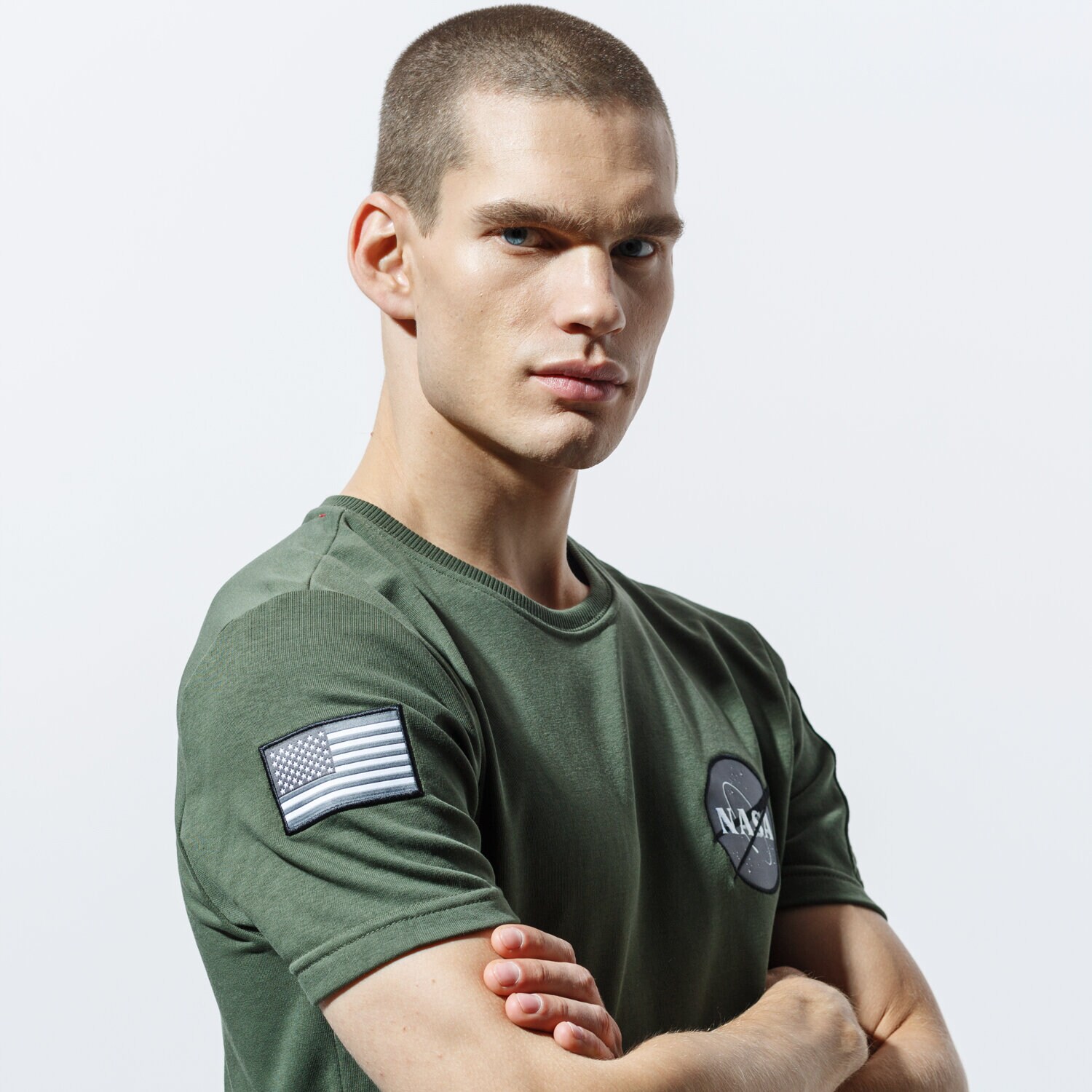 Herren T-Shirt ALPHA INDUSTRIES T-SHIRT NASA HEAVY T 188502142 Khaki
