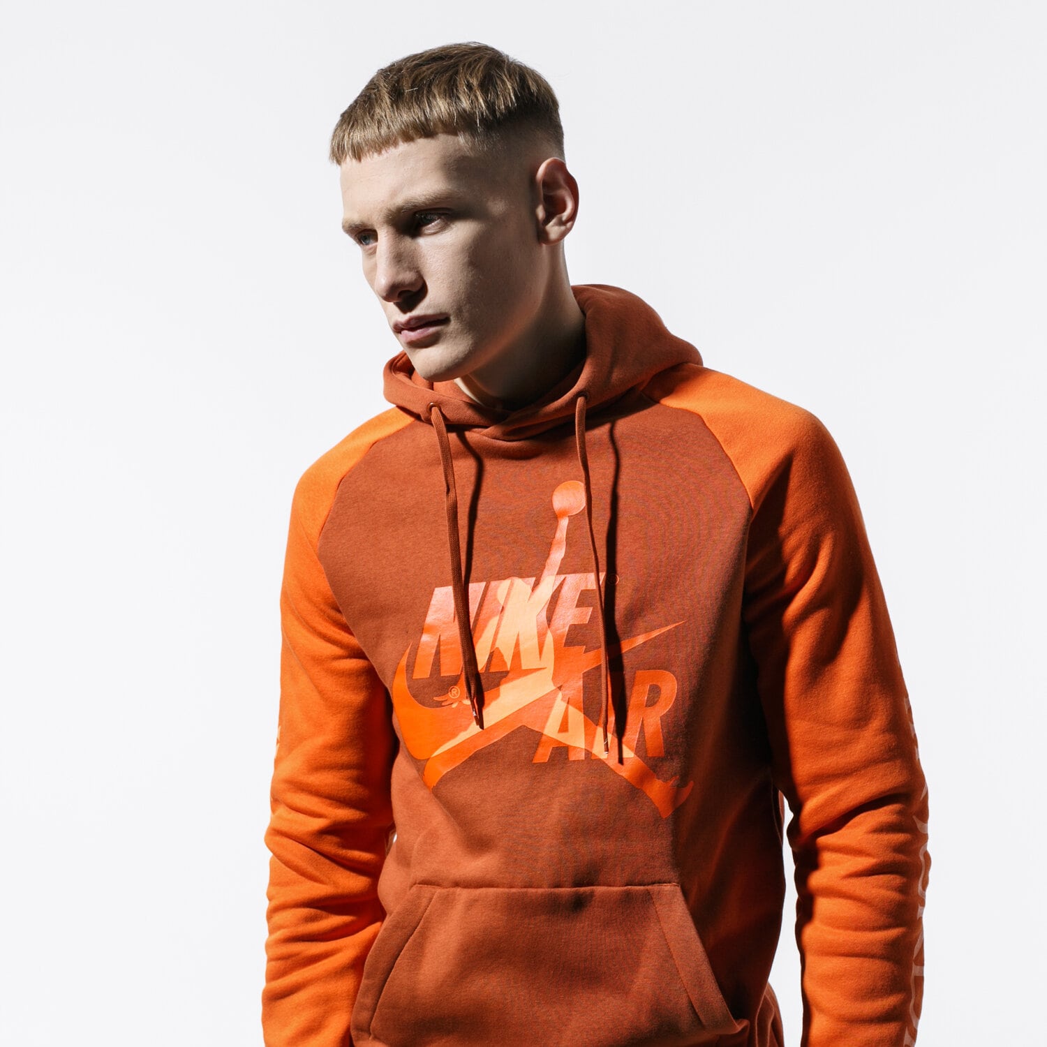 Herren JORDAN HOODIE M J JUMPMAN CLASSICS FLC PO BV6010-246 Orange