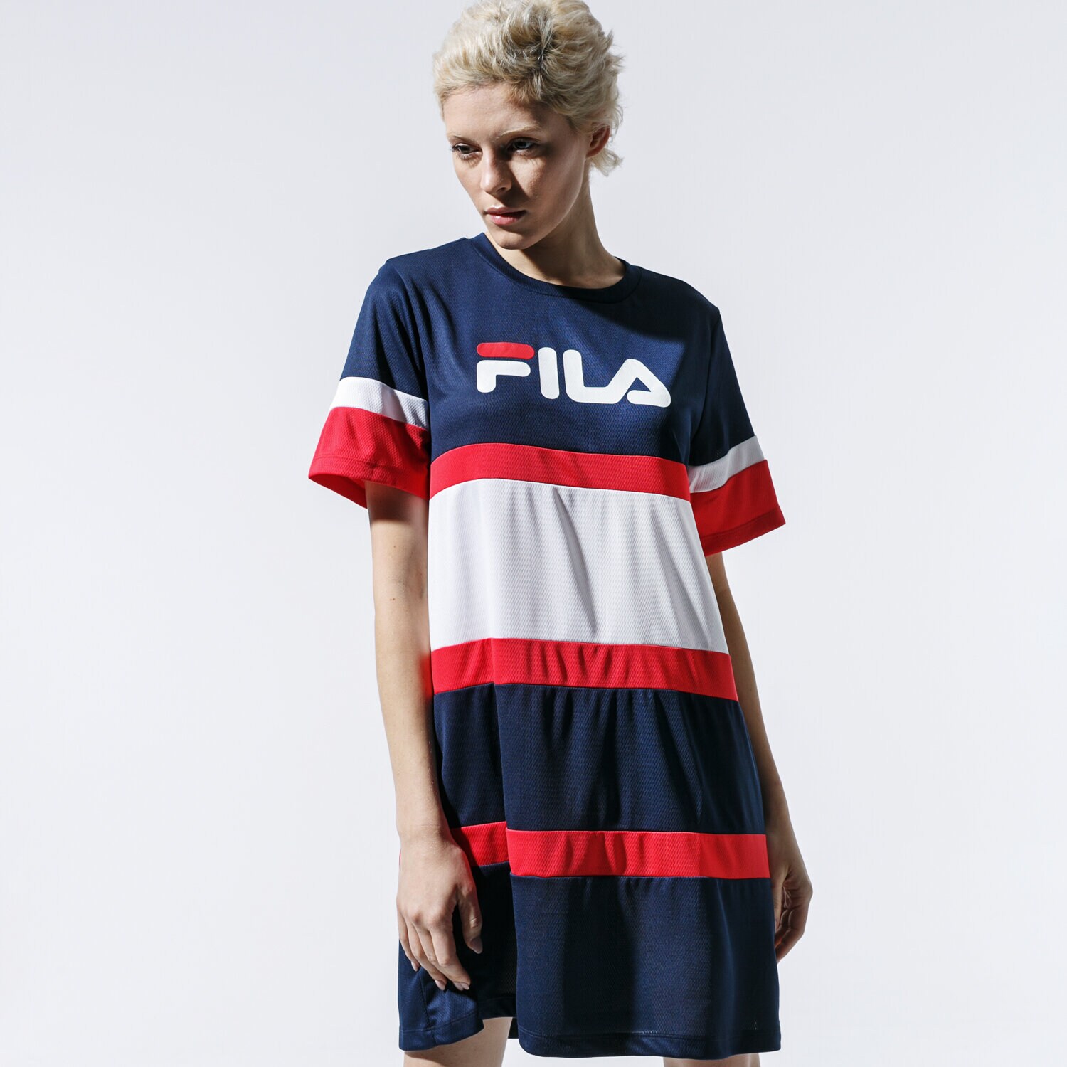 Damen Kleid FILA KLEID TERHIKKA TEE TRAININGSANZUGS 687211K14 Dunkelblau