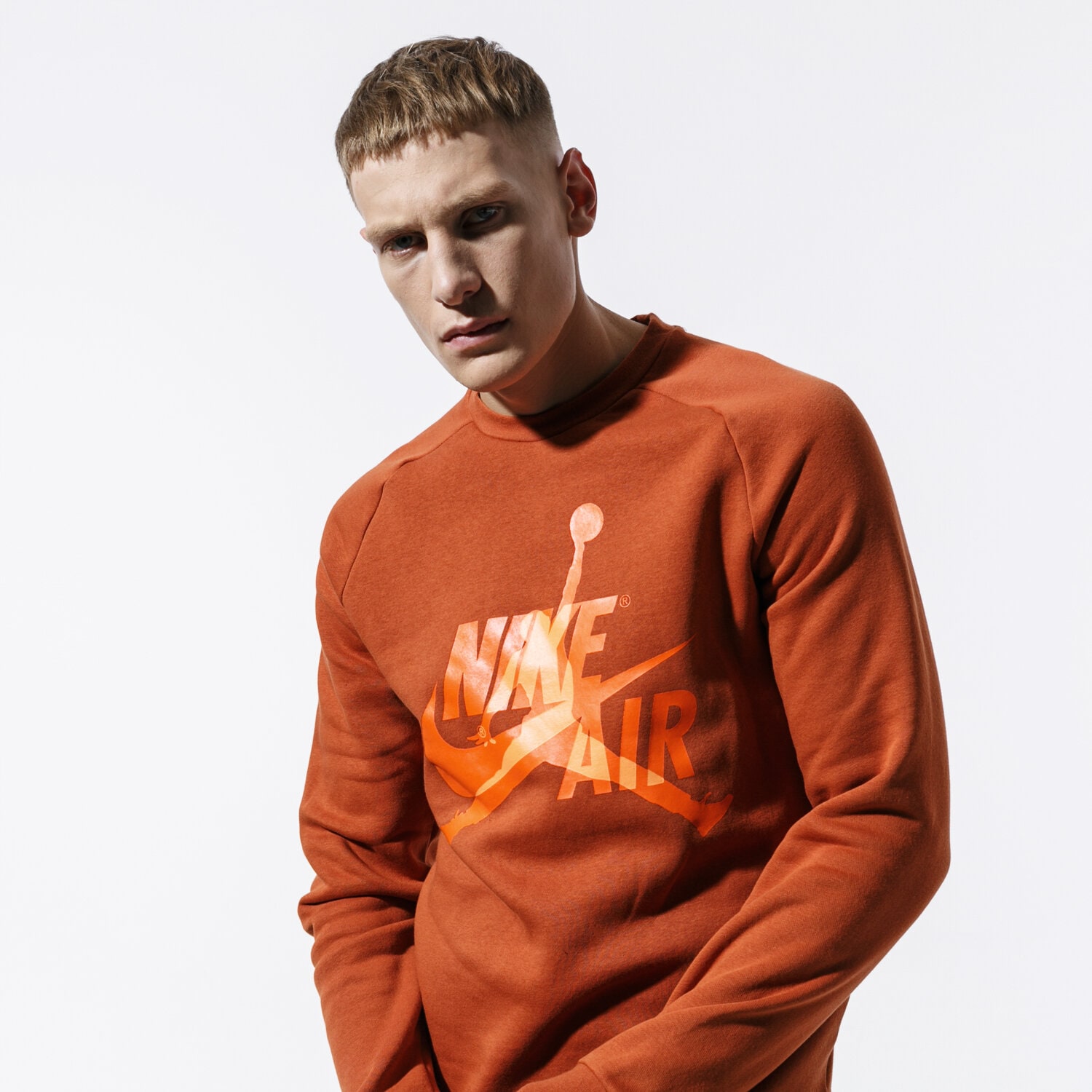 Herren JORDAN SWEATSHIRT M J JUMPMAN CLASSICS CREW BV6006-246 Orange