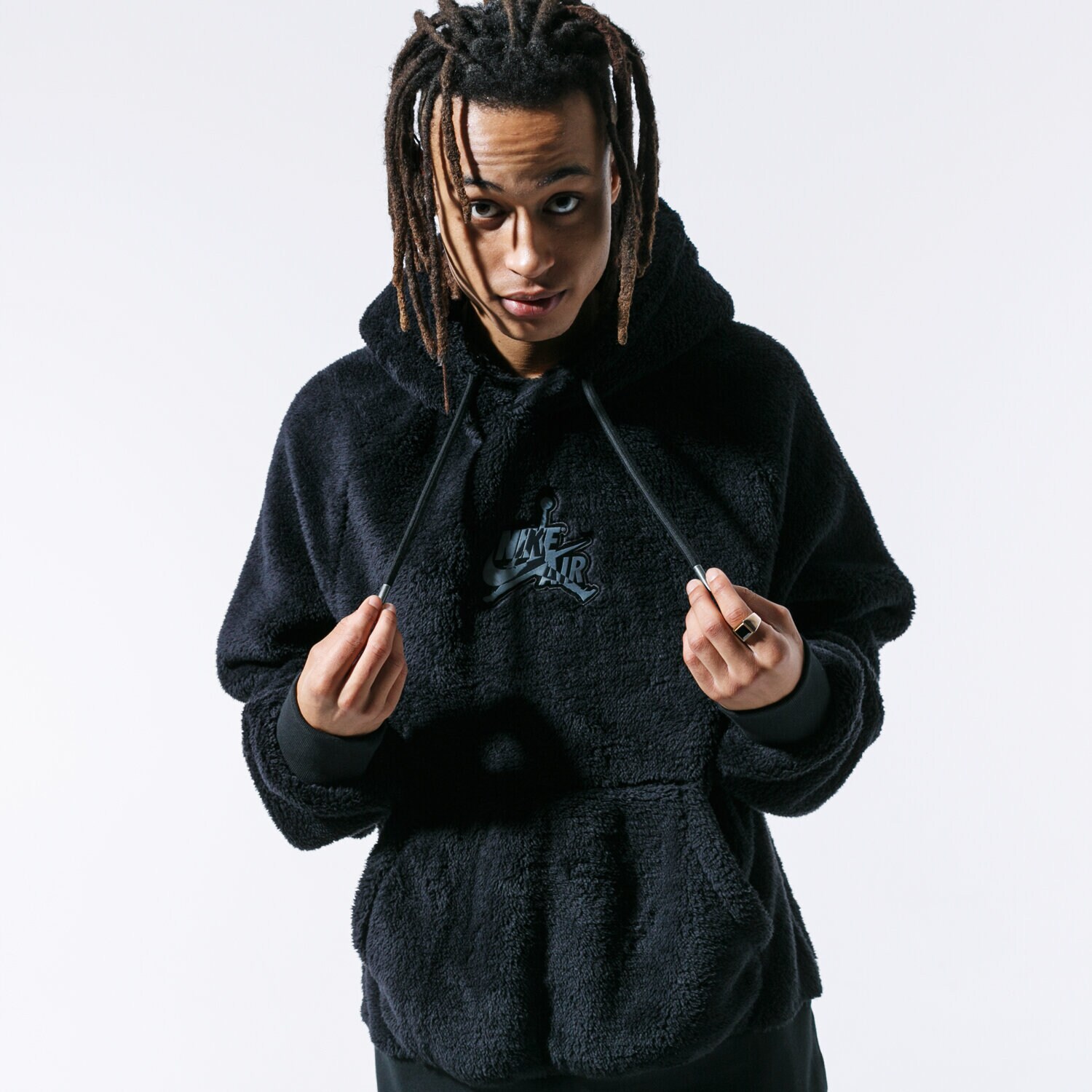 Herren JORDAN HOODIE M J WINGS SHERPA SOLID PO CJ7784-010 Schwarz