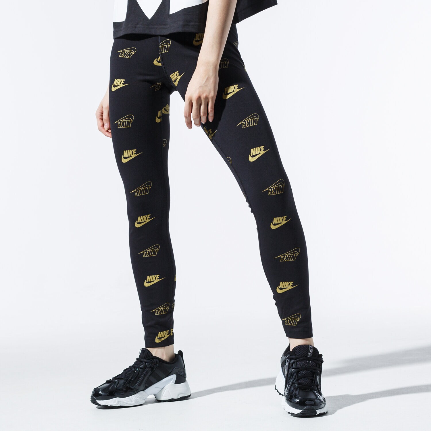 Damen Hosen NIKE HOSE W NSW LGGNG AOP SHINE BFF CJ4061-010 Schwarz