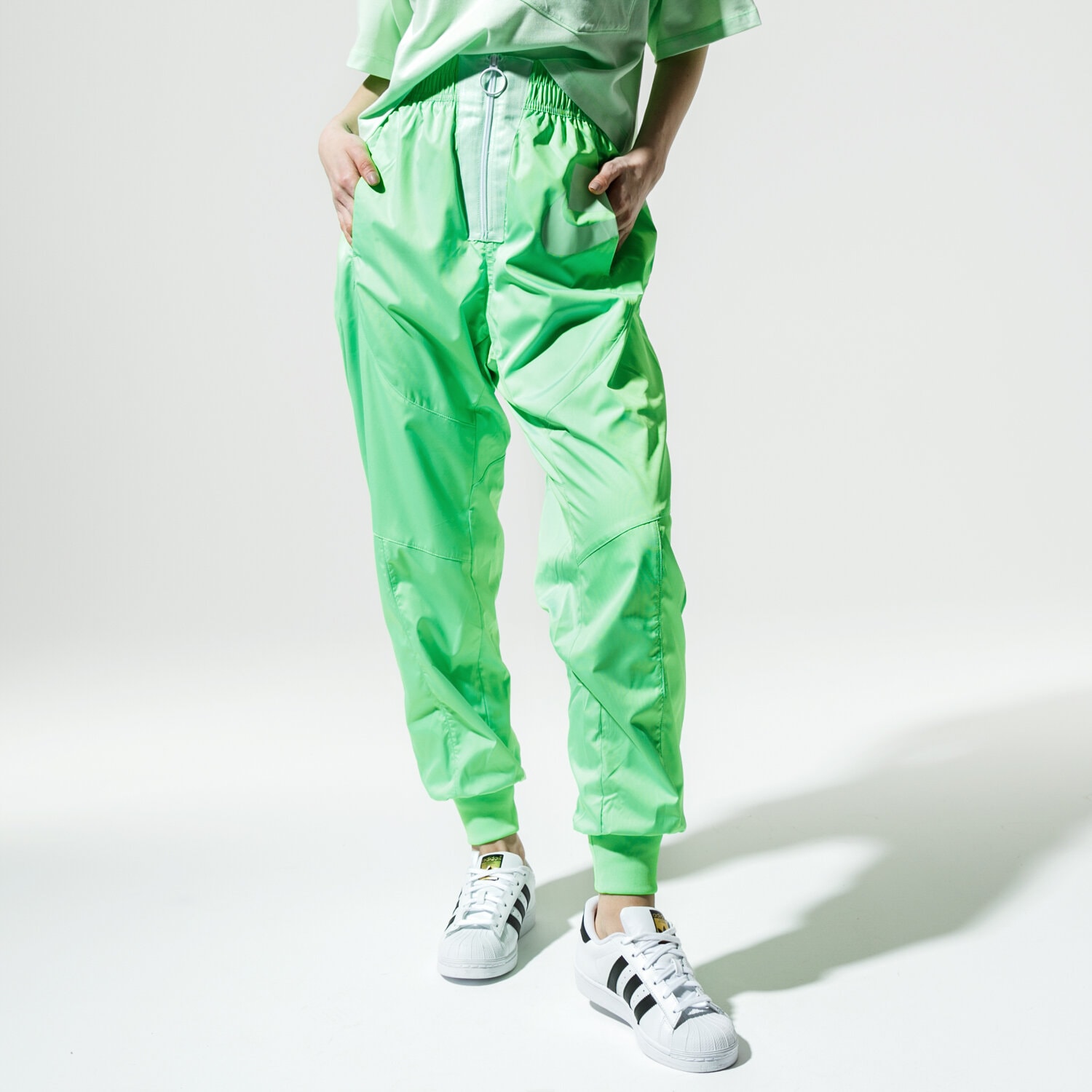 Damen Hosen NIKE HOSE W NSW NSW PANT WVN CT0880-398 Grün