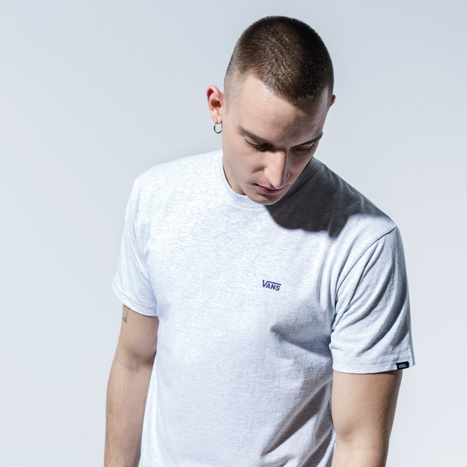 Herren T-Shirt VANS T-SHIRT MN LEFT CHEST LOGO TEE ASH HEATHER/HELIOTROPE VN0A3CZEYKY1 Grau
