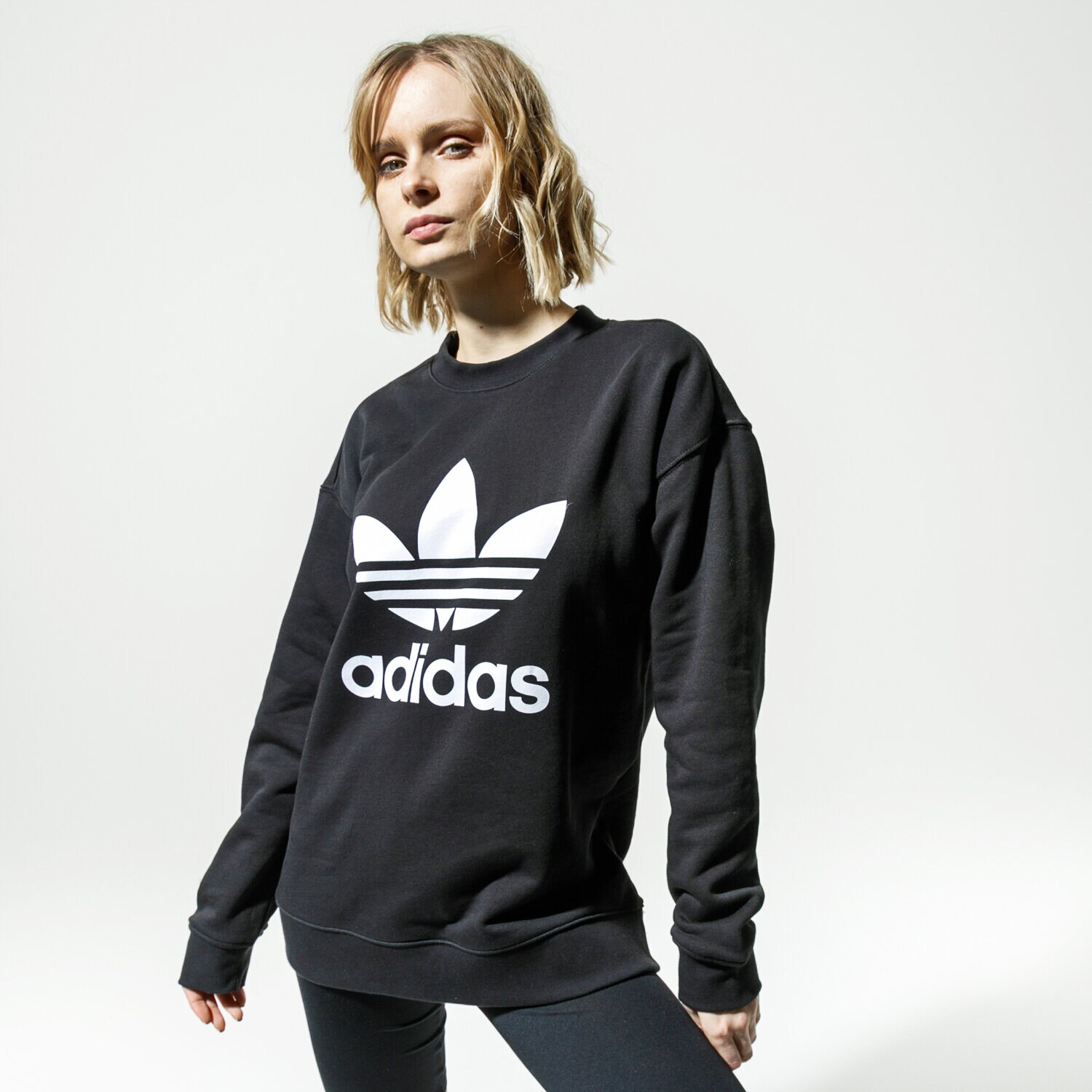 Damen ADIDAS SWEATSHIRT TRF CREW SWEAT FM3272 Schwarz