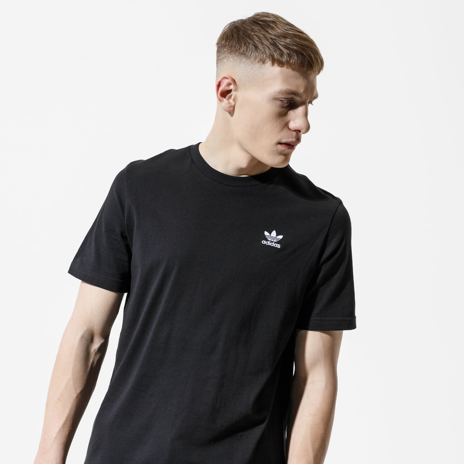 Herren T-Shirt ADIDAS T-SHIRT ESSENTIAL TEE FM9969 Schwarz