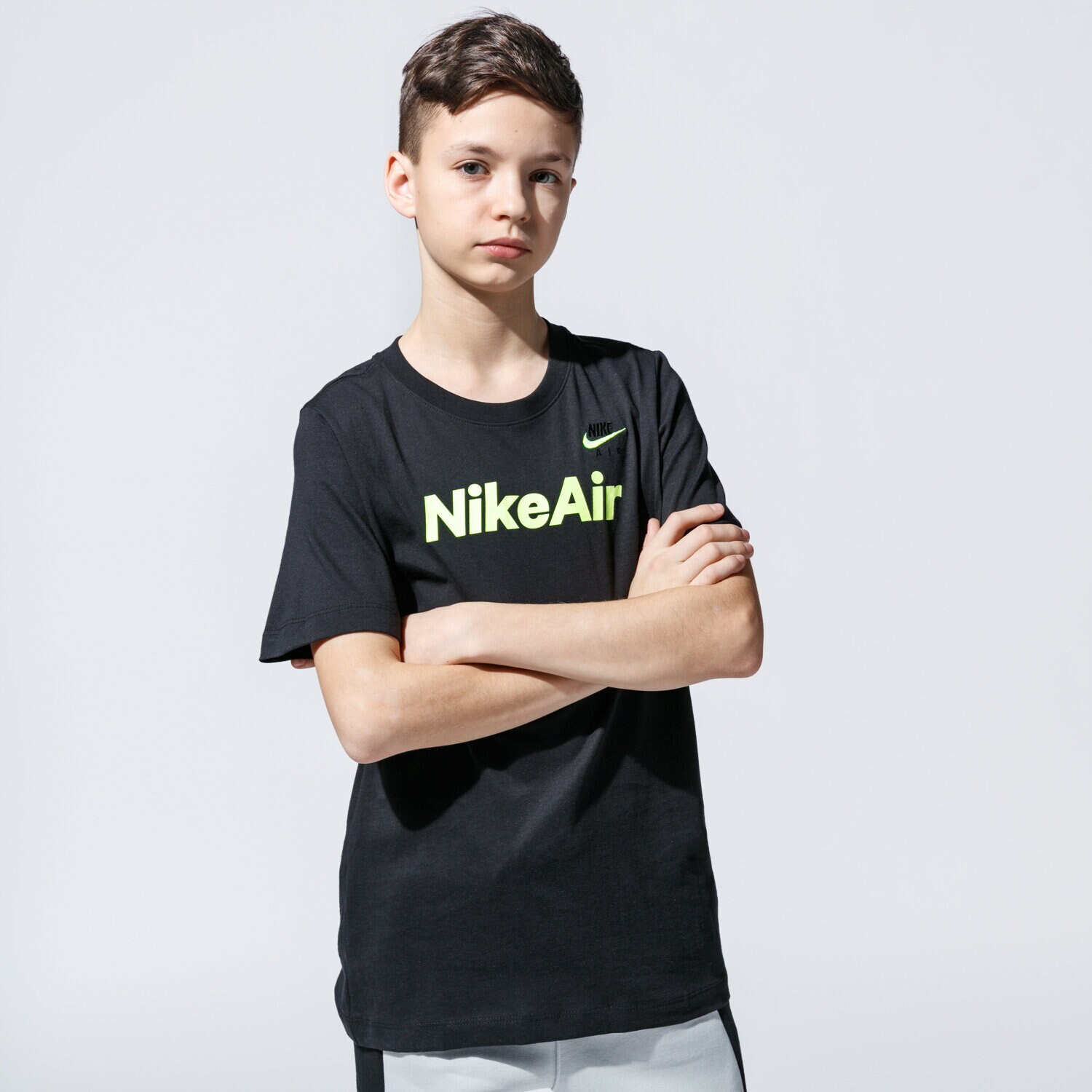 Kinder T-Shirt NIKE T-SHIRT B NSW TEE AIR C&S CU6607-010 Schwarz