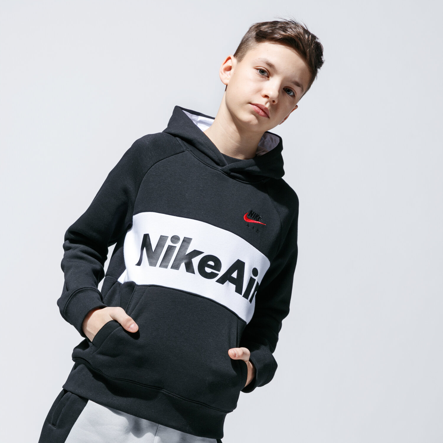 Kinder NIKE HOODIE AIR CJ7842-010 Schwarz