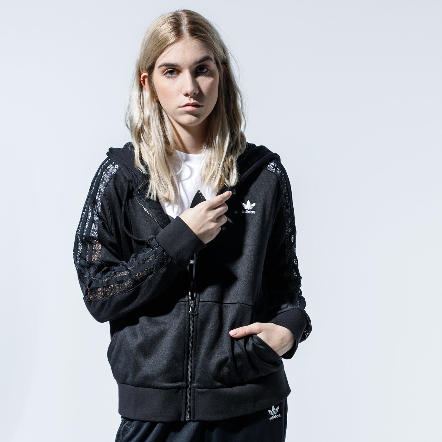 Damen ADIDAS SWEATSHIRT MIT REIßVERSCHLUSS   Z KAPTUREM LACE ZIP H FM1749 Schwarz