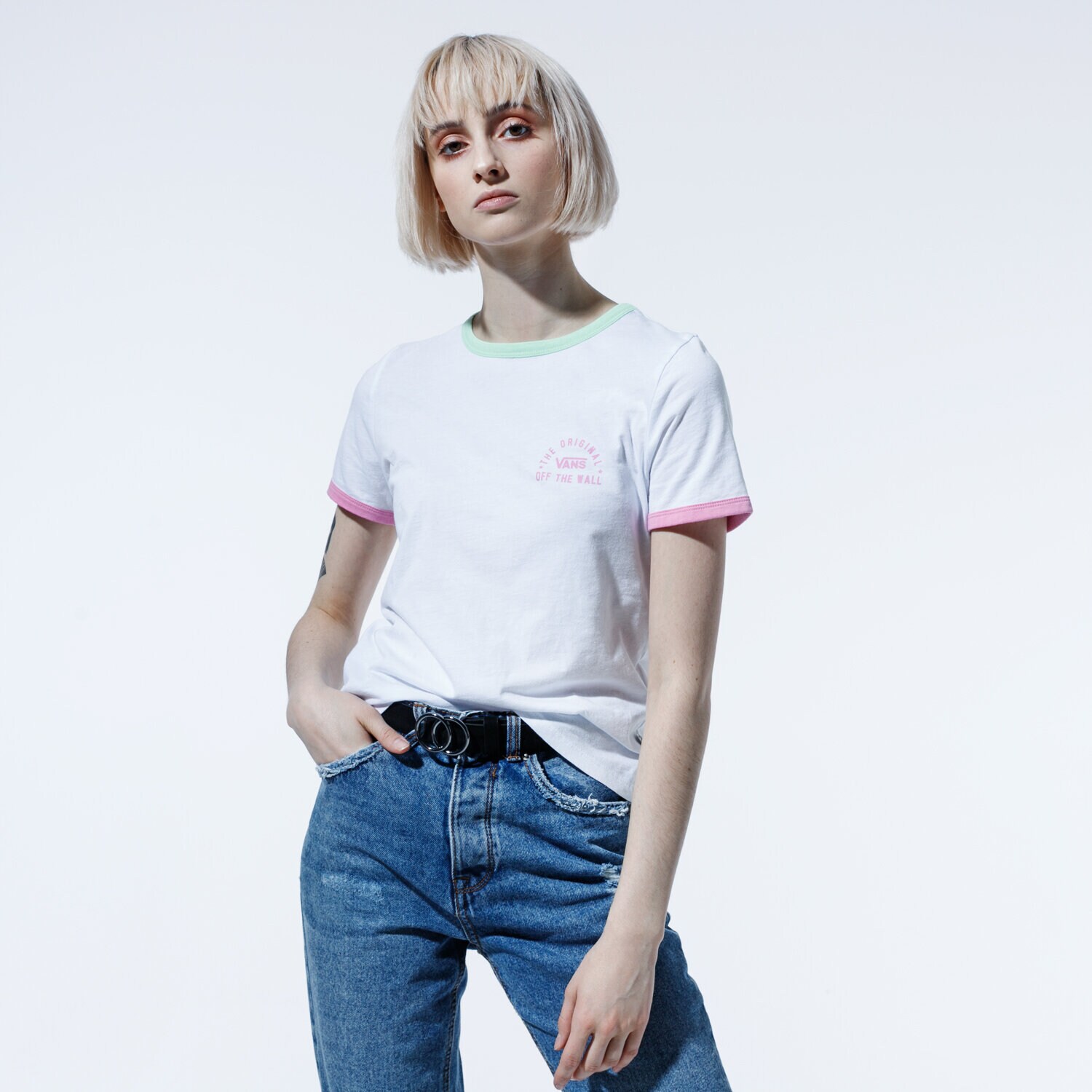 Damen T-Shirt VANS T-SHIRT WM RALLY BELL WHITE/GREEN ASH VN0A4DNQVBI1 Weiß