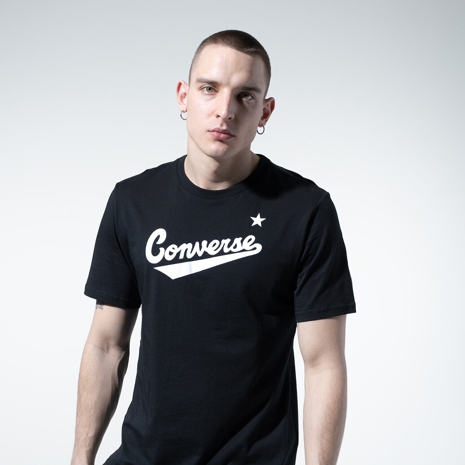 Herren T-Shirt CONVERSE T-SHIRT CENTER FRONT LOGO TEE 10018235-A01 Schwarz