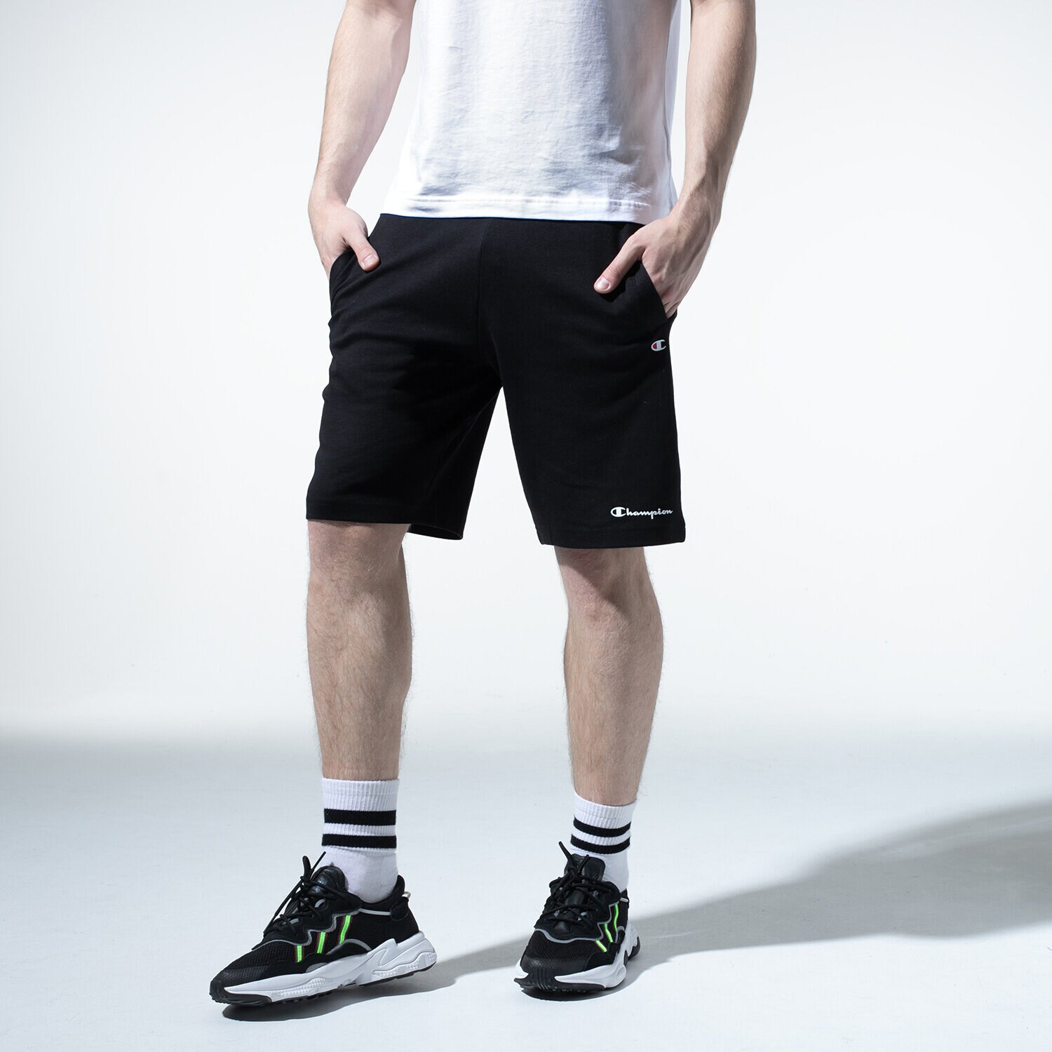 Herren Shorts CHAMPION SHORTS BASIC SHORTS 214539KK001 Schwarz