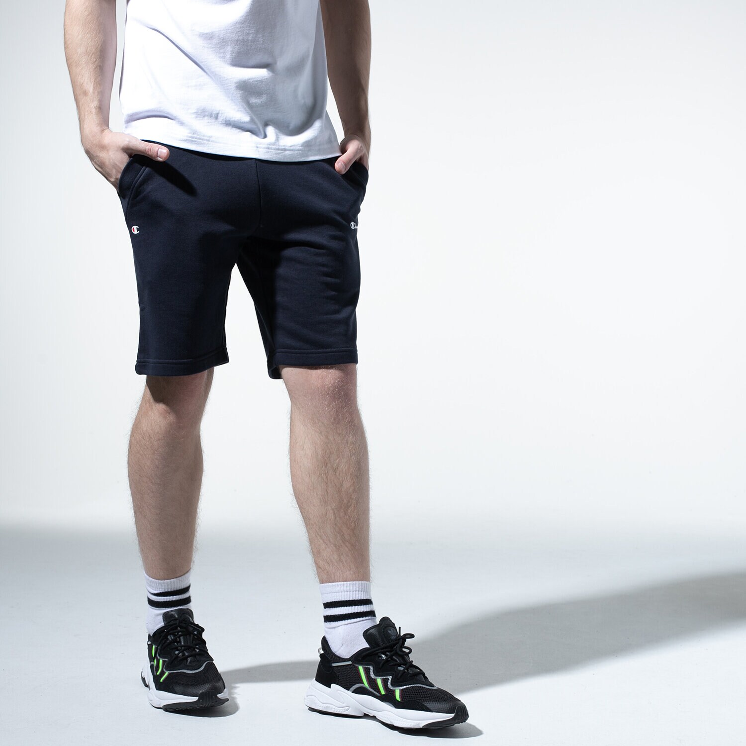 Herren Shorts CHAMPION SHORTS LOGO SHORTS 215497BS501 Dunkelblau