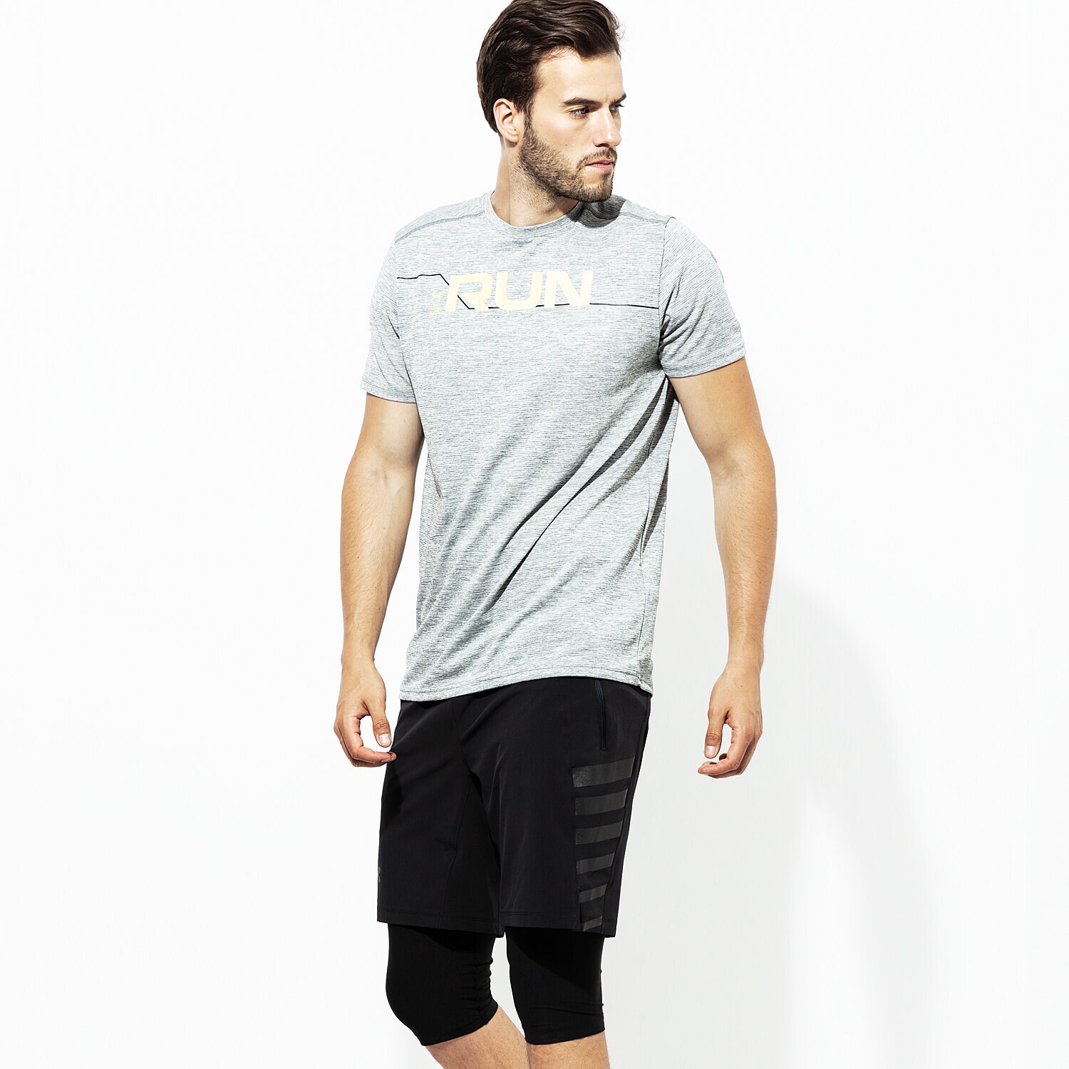 Herren T-Shirt UNDER ARMOUR T-SHIRT SS RUN FRONT GRAPHIC SS 1316844-709 Grün