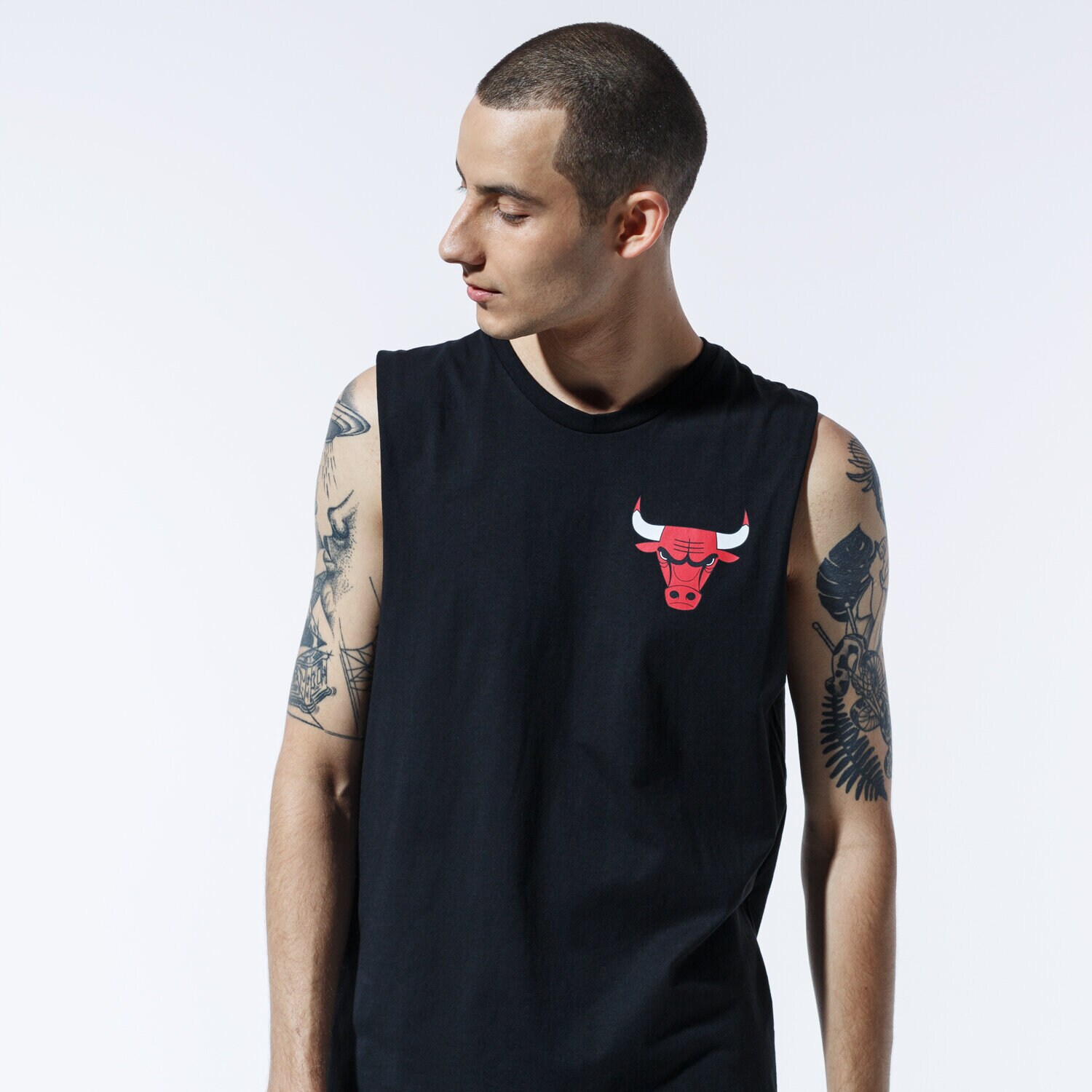 Herren Hosen NEW ERA TANK NBA BOLD GRAPHIC SLEEVLSS TEE CHIBUL BLK 12397833 Schwarz