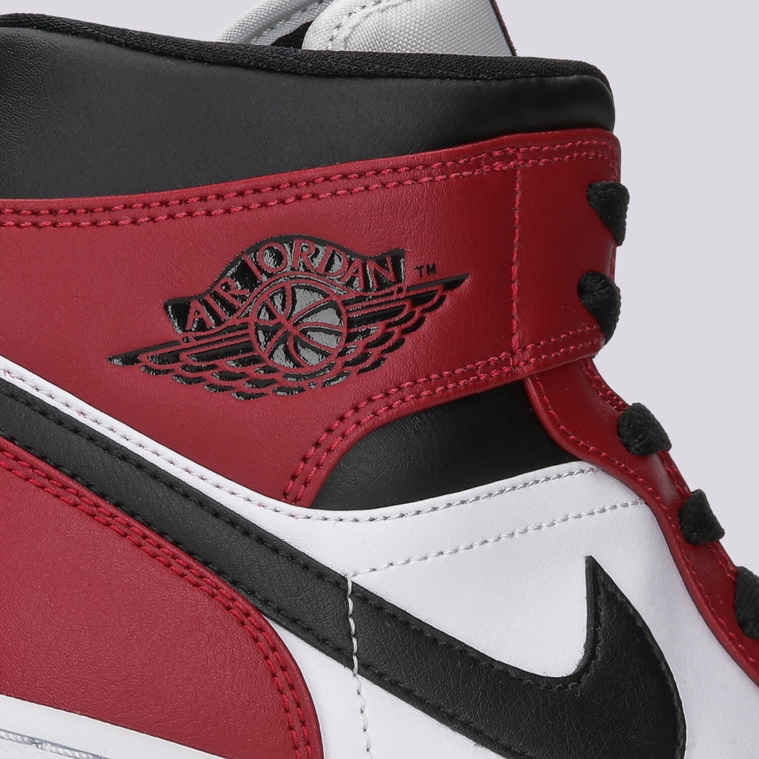 Nike Air Jordan 1 Mid — photo 5