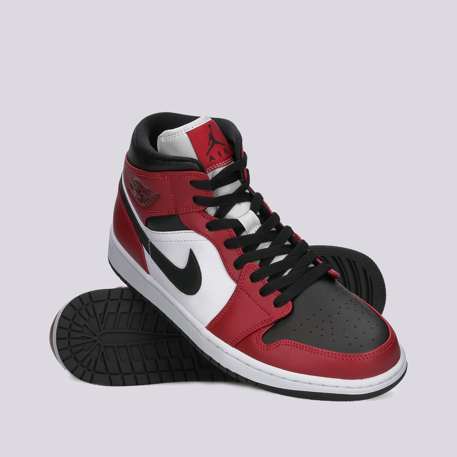 Nike Air Jordan 1 Mid — photo 4