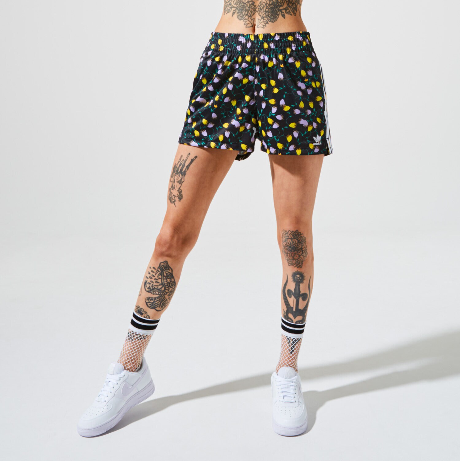 Damen Shorts ADIDAS SHORTS AOP SHORTS FL4111 Multicolor