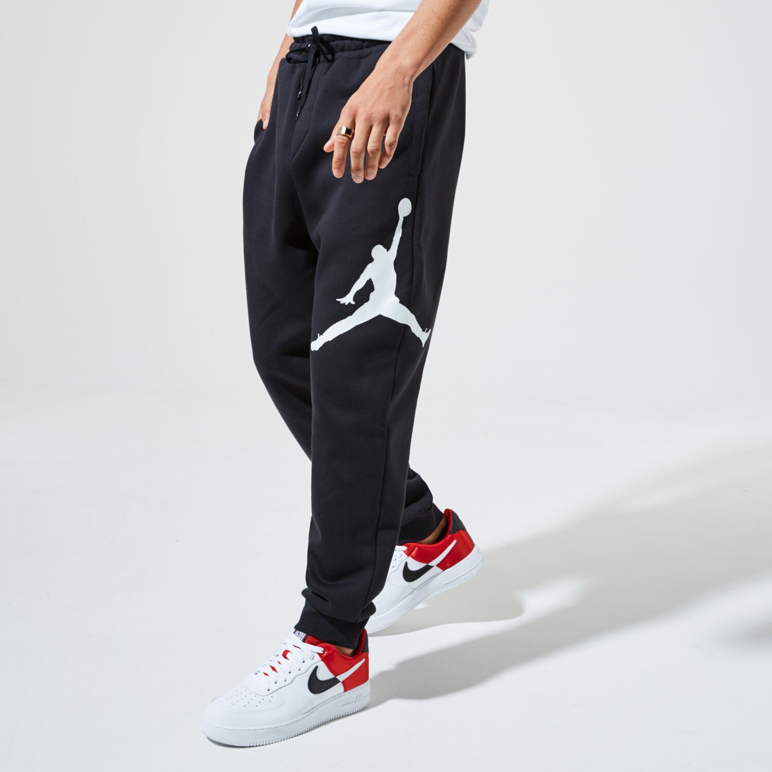Herren Hosen JORDAN HOSE M J JUMPMAN LOGO FLC PANT BQ8646-010 Schwarz