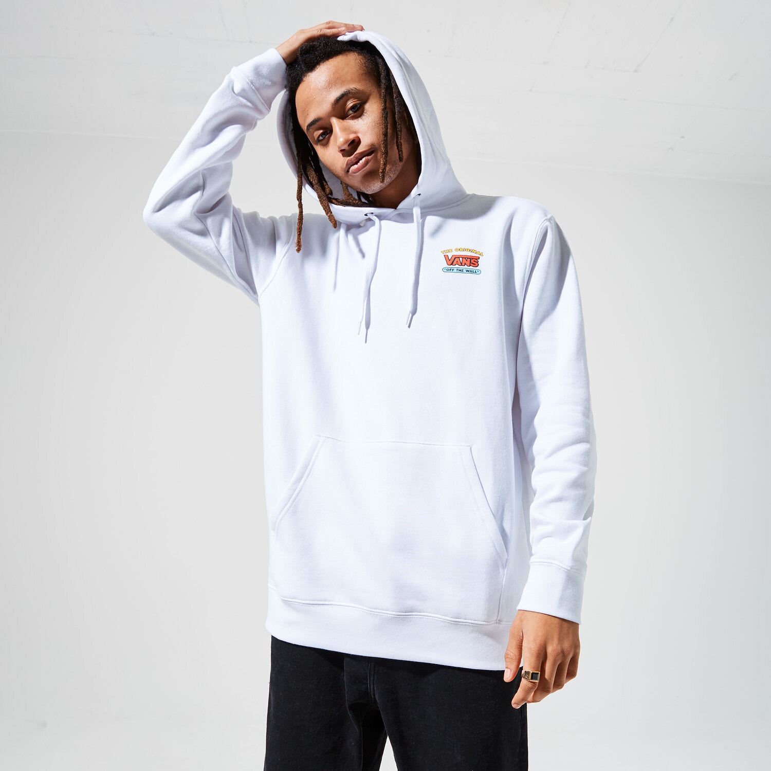 Herren VANS HOODIE VANS X THE SIMPSONS FAMILY PO VN0A4RTPZZZ Weiß