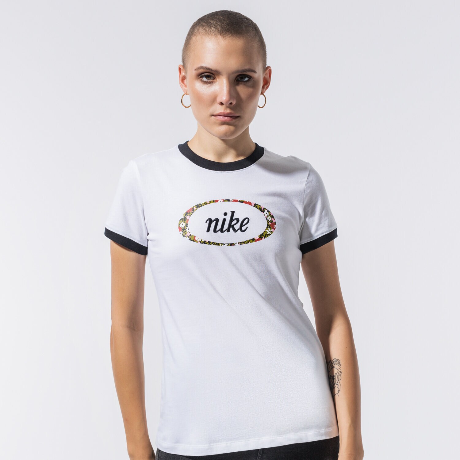 Damen T-Shirt NIKE T-SHIRT W NSW TEE FEMME RINGER CV3763-100 Weiß