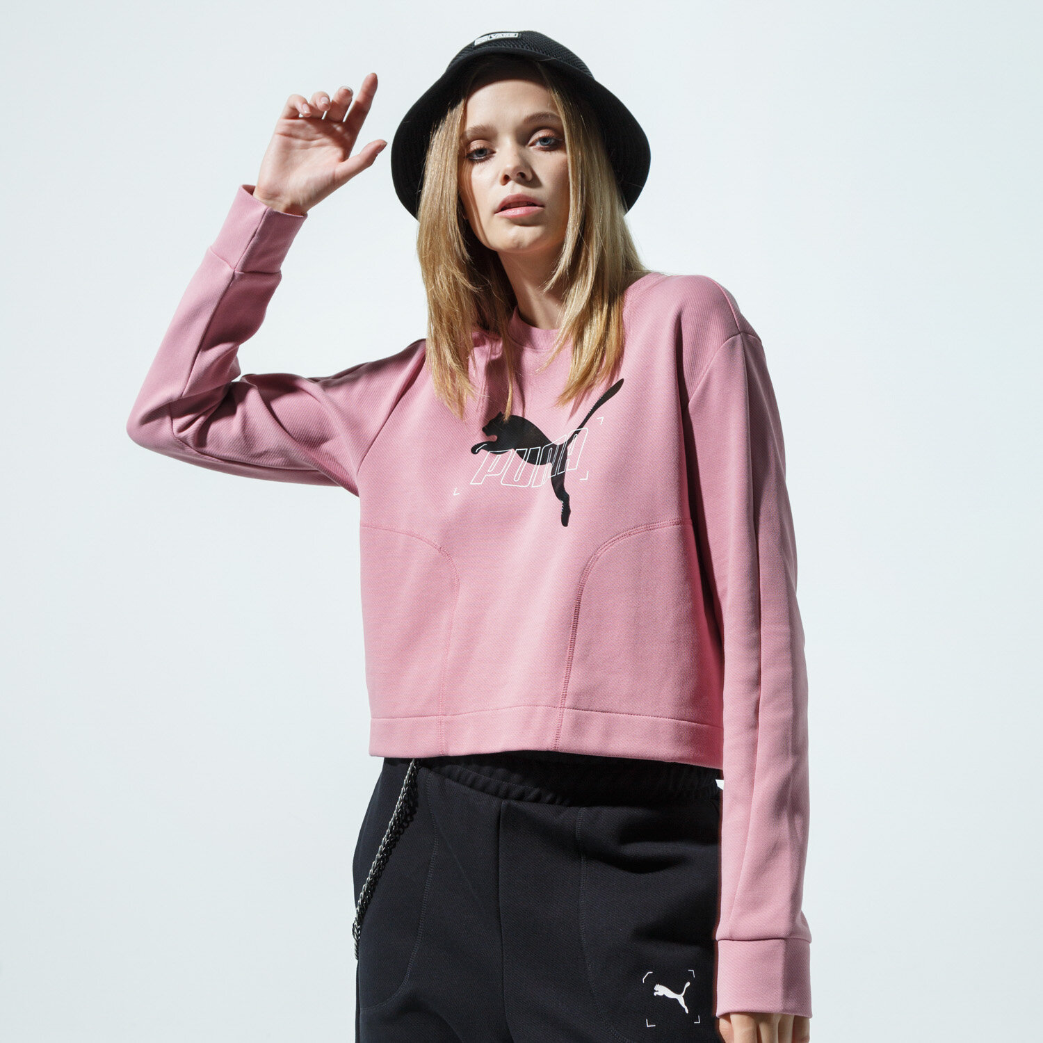 Damen PUMA SWEATSHIRT NU-TILITY CREW 58355316 Rosa
