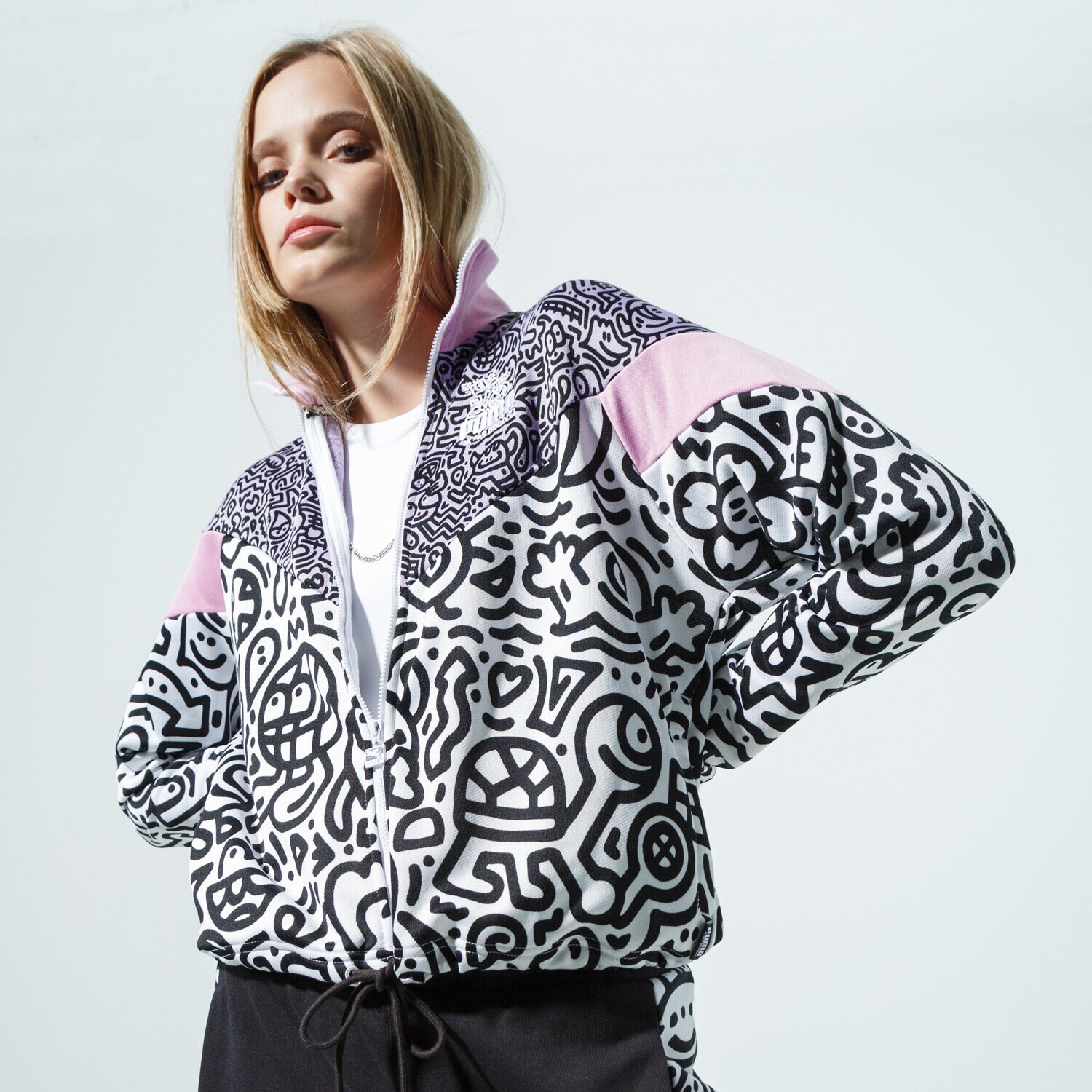 Damen Winterjacke PUMA JACKE PUMA X MR DOODLE MCS TRACK JACKET 59865188 Multicolor