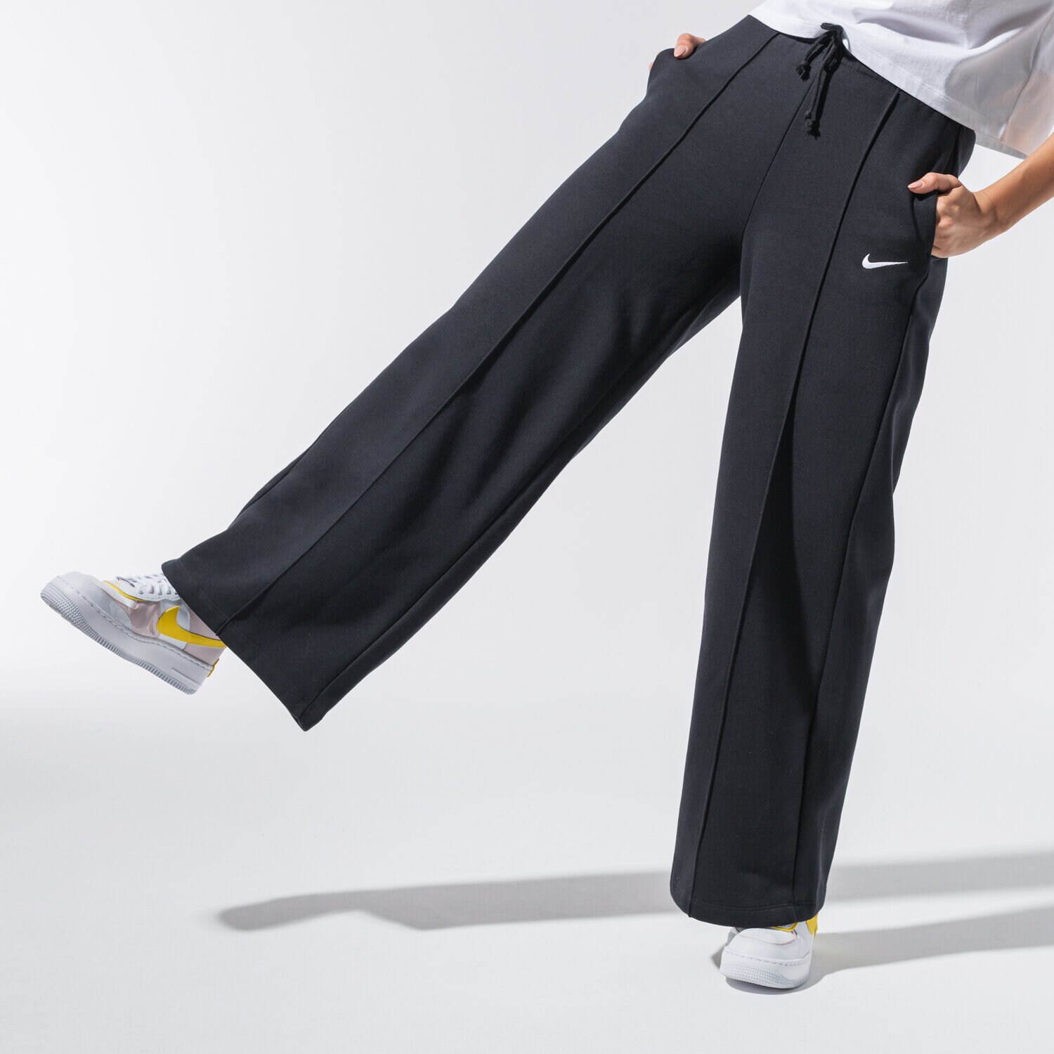 Damen Hosen NIKE HOSE SPORTSWEAR CU6156-010 Schwarz
