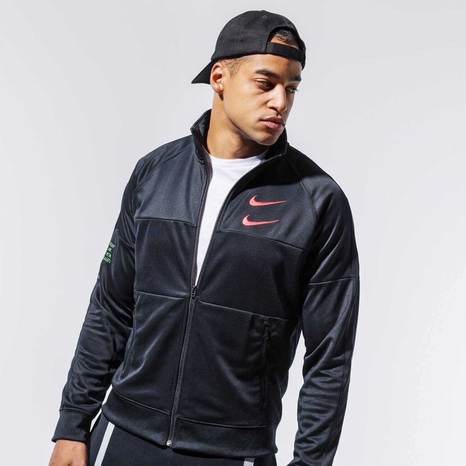 Herren NIKE SWEATSHIRT MIT REIßVERSCHLUSS   M NSW SWOOSH JKT PK CU3893-011 Schwarz