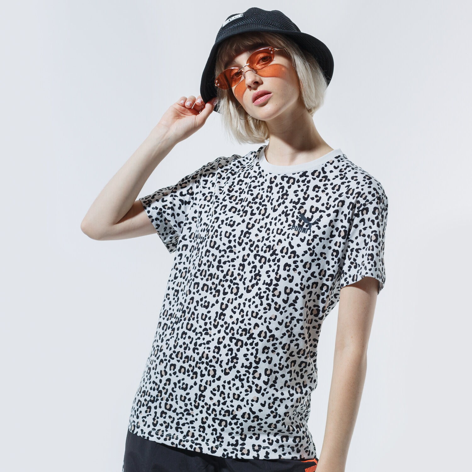 Damen T-Shirt PUMA T-SHIRT CLASSICS AOP LOGO TEE 59772499 Multicolor