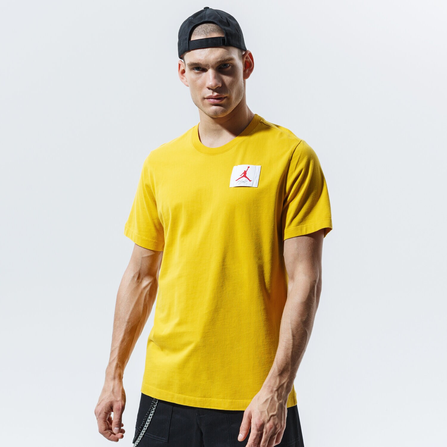 Herren T-Shirt JORDAN T-SHIRT M J FLIGHT ESSENTIALS SS CREW CZ5059-711 Gelb