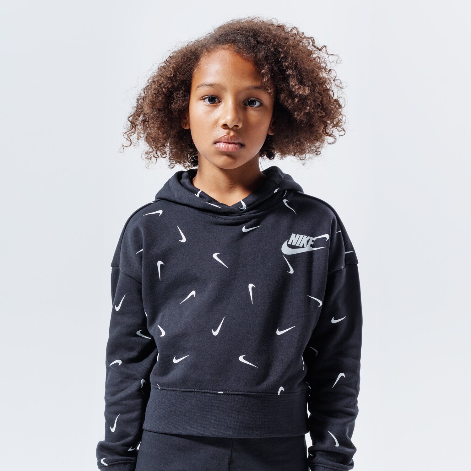 Kinder NIKE HOODIE SPORTSWEAR CZ2566-010 Schwarz