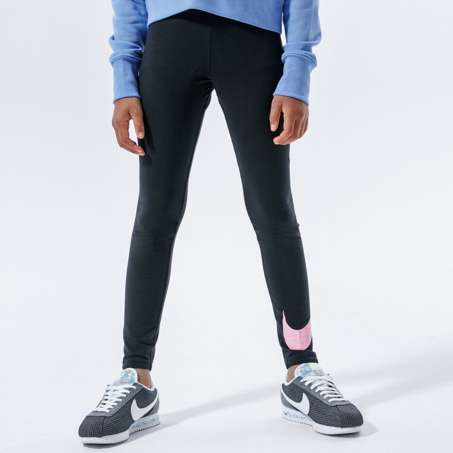 Kinder Hosen NIKE LEGGINGS SPORTSWEAR AR4076-014 Schwarz