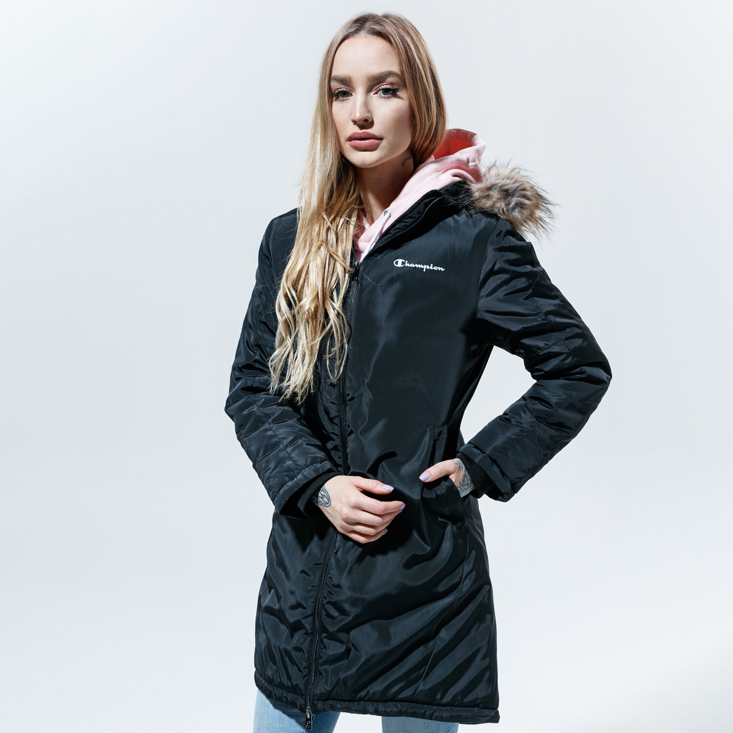 Damen Winterjacke CHAMPION JACKE WINTER PARKA JACKET WW 114371KK001 Schwarz