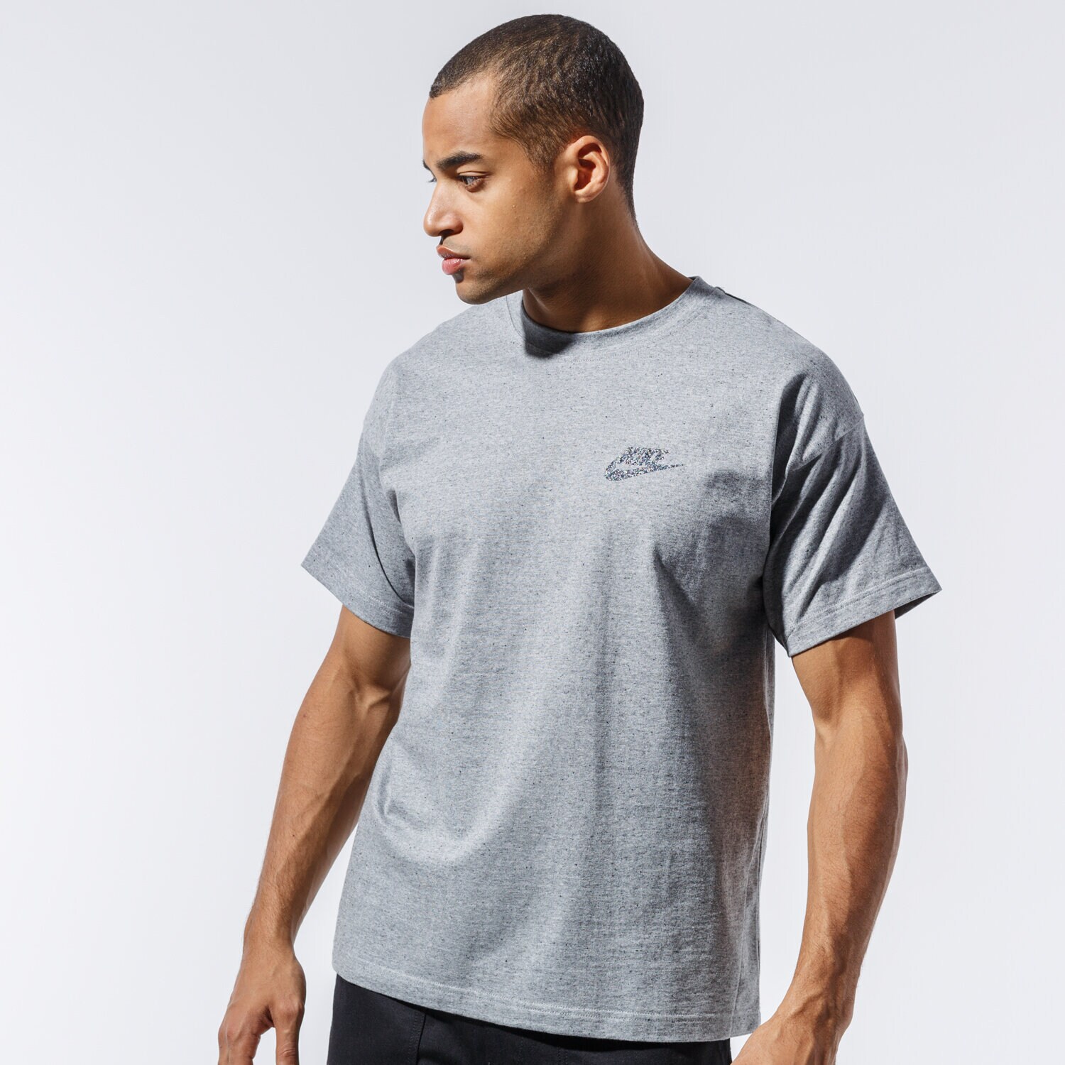 Herren T-Shirt NIKE T-SHIRT SPORTSWEAR ESSENTIALS CU4509-902 Grau