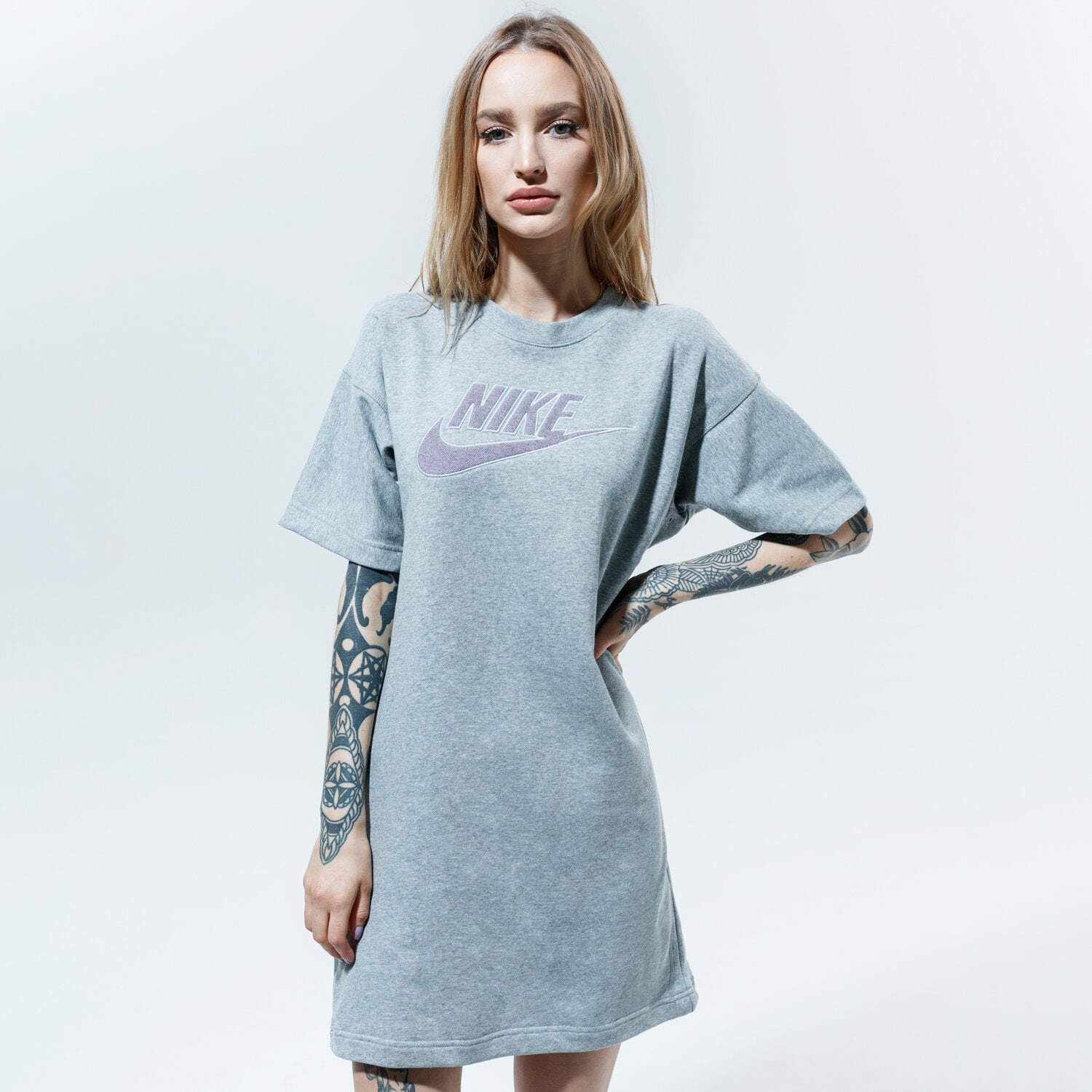 Damen Kleid NIKE KLEID SPORTSWEAR CU6401-063 Grau