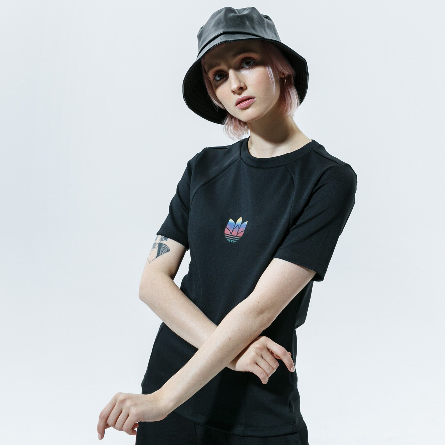 Damen T-Shirt ADIDAS T-SHIRT TEE GD2266 Schwarz