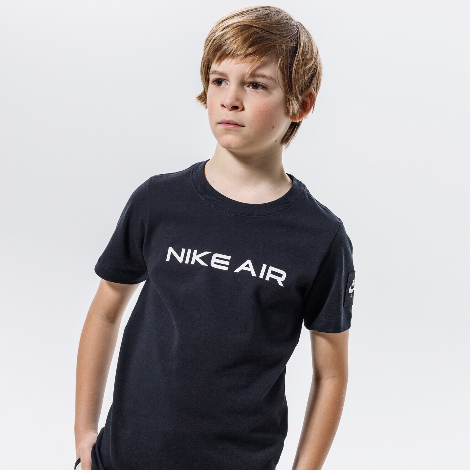 Kinder T-Shirt NIKE T-SHIRT AIR BOY DC7631-010 Schwarz