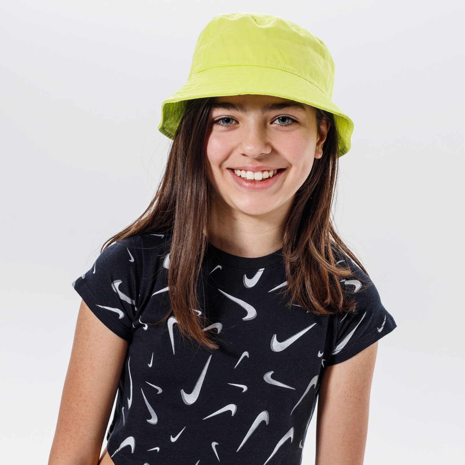 Kinder T-Shirt NIKE T-SHIRT SPORTSWEAR GIRL DC7348-010 Schwarz