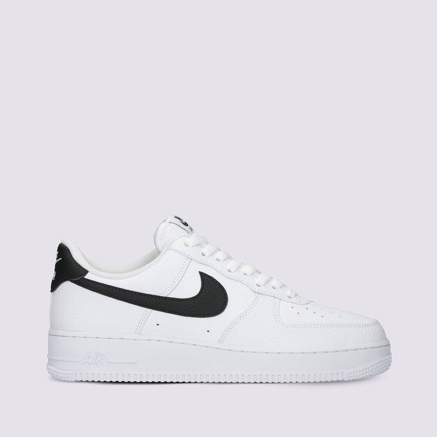 NIKE AIR FORCE 1 07 WeiB CT2302 100 Sizeer
