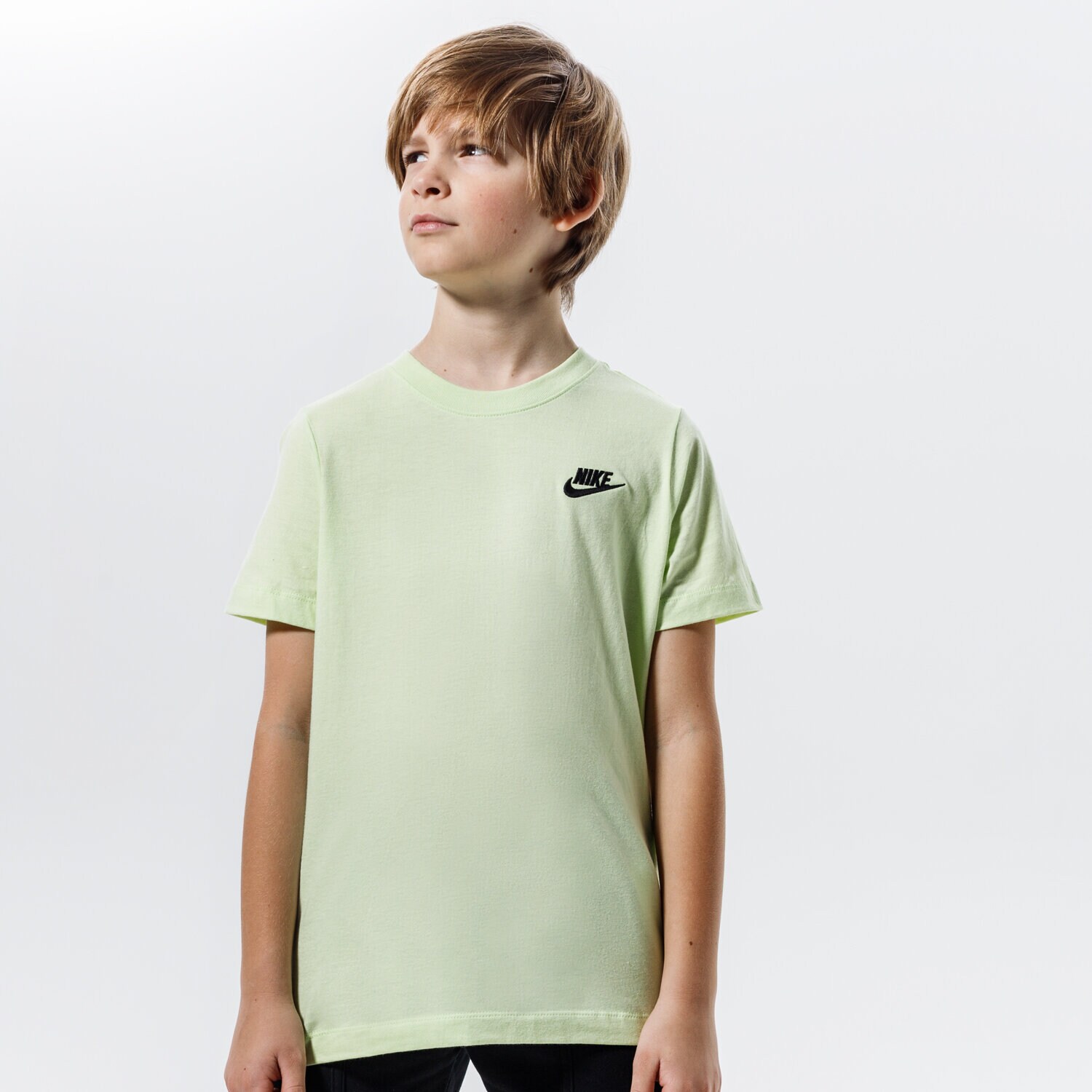 Kinder T-Shirt NIKE T-SHIRT SPORTSWEAR BOY AR5254-355 Grün