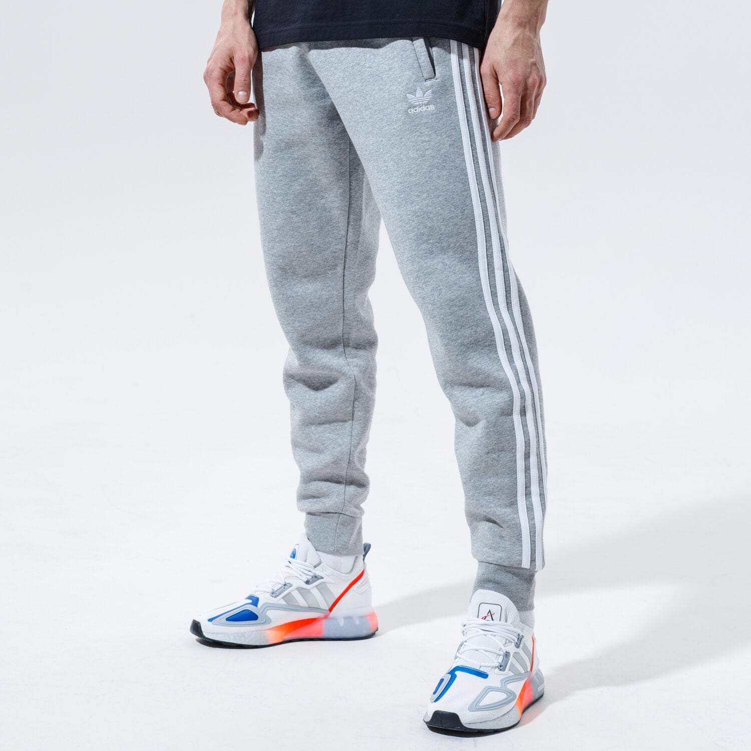 Herren Hosen ADIDAS HOSE 3-STRIPES PANT GN3530 Grau
