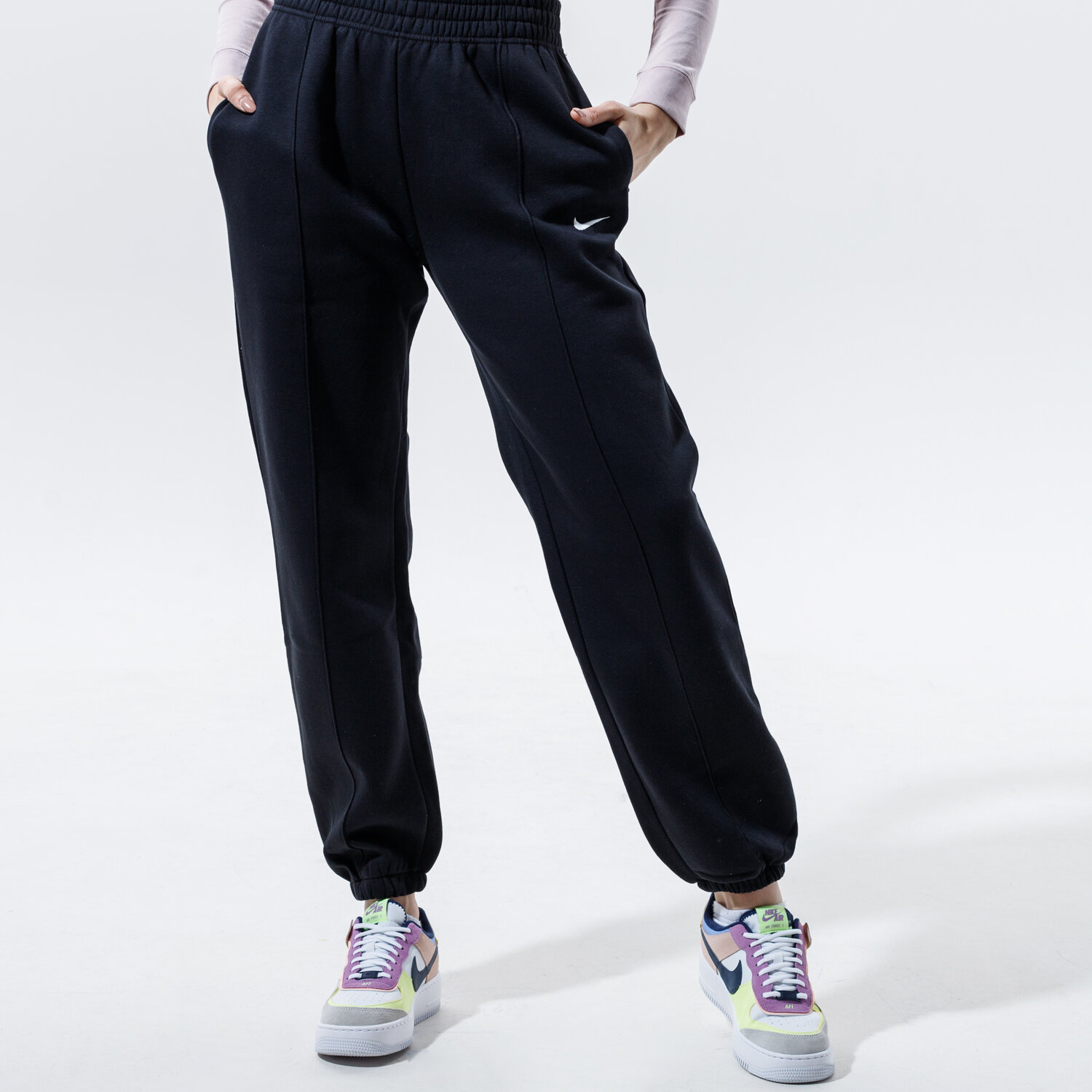 Damen Hosen NIKE HOSE SPORTSWEAR ESSENTIAL FLEECE BV4089-010 Schwarz