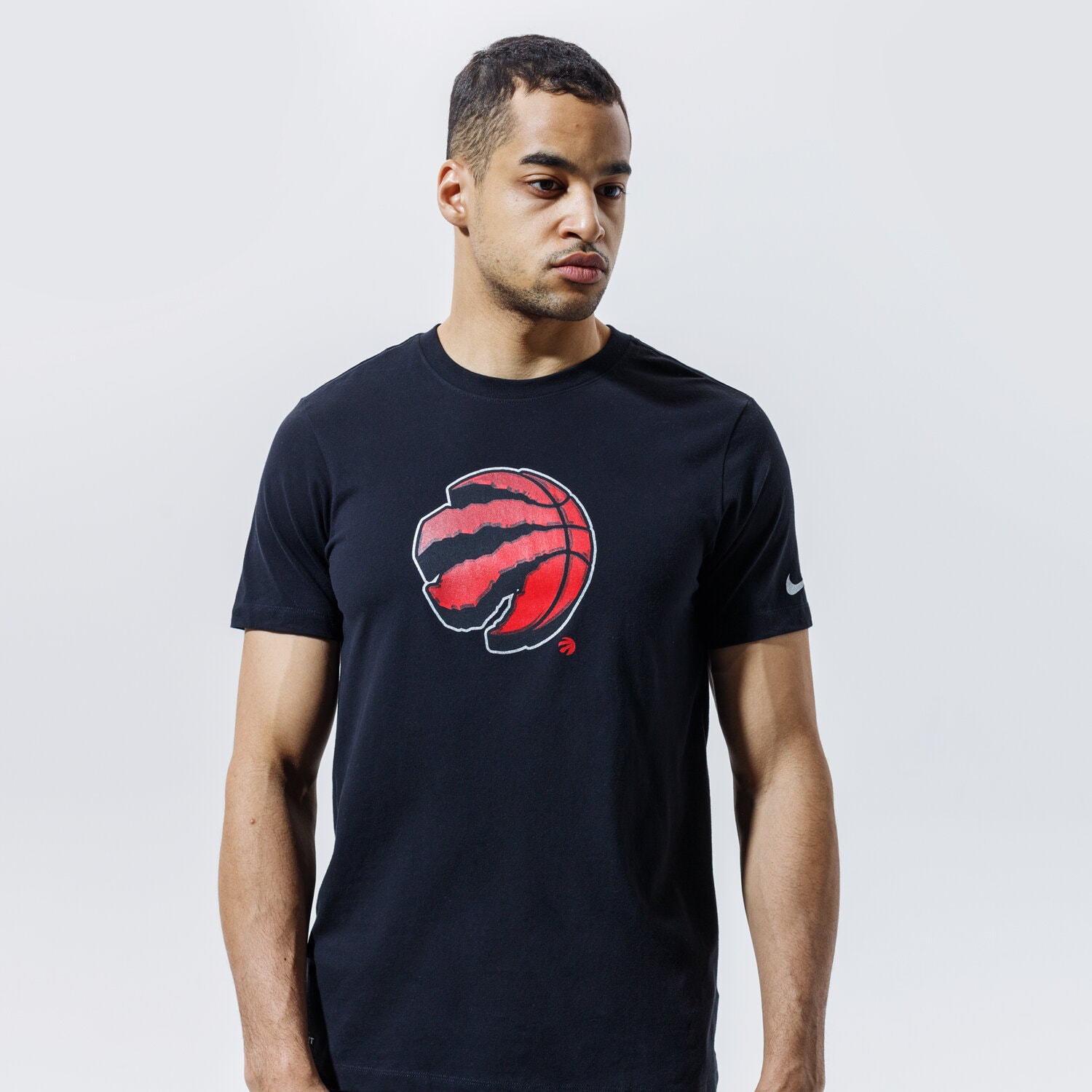 Herren T-Shirt NIKE T-SHIRT TOR M NK DRY TEE ES ERND LGO NBA CZ7315-010 Schwarz
