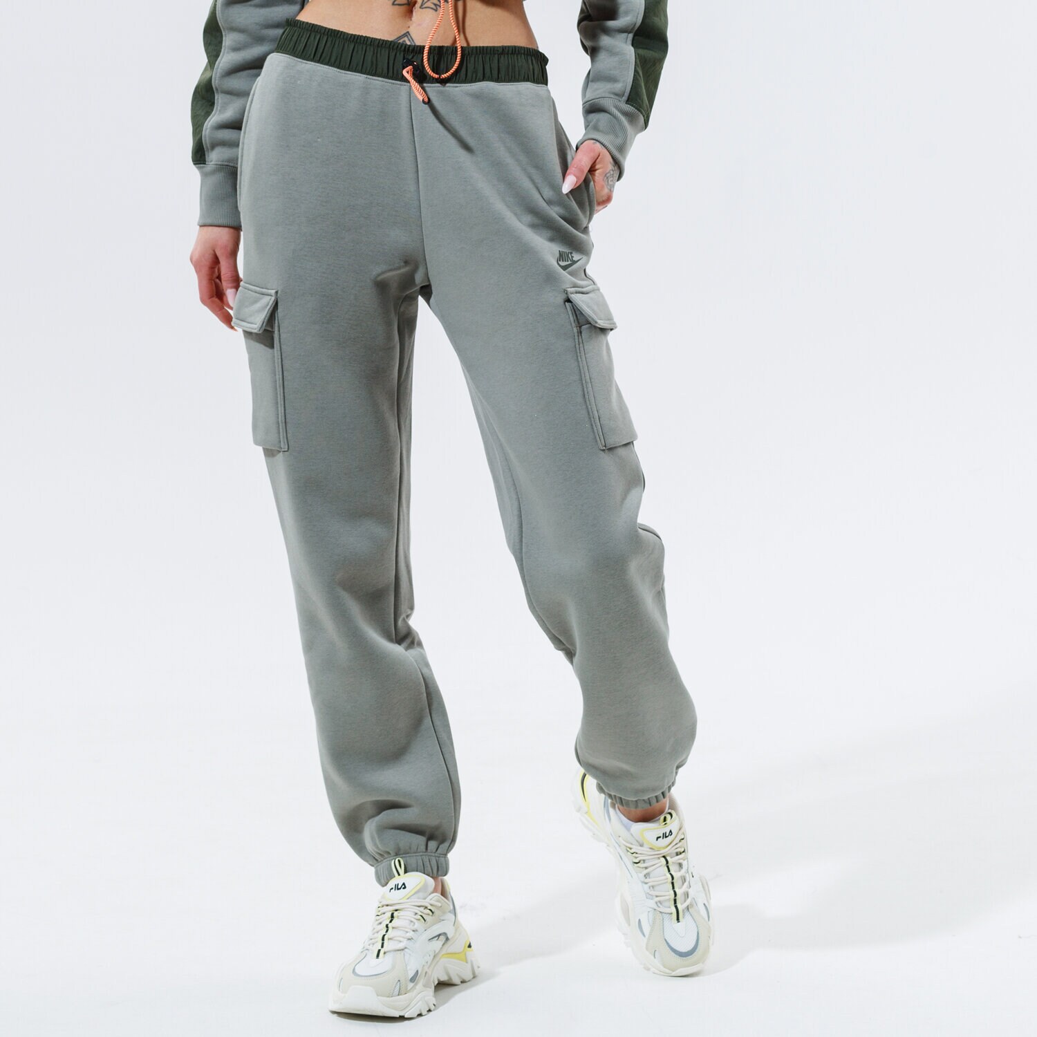 Damen Hosen NIKE HOSE W NSW CARGO PANT LOOSE FLC UU DD3607-320 Grau