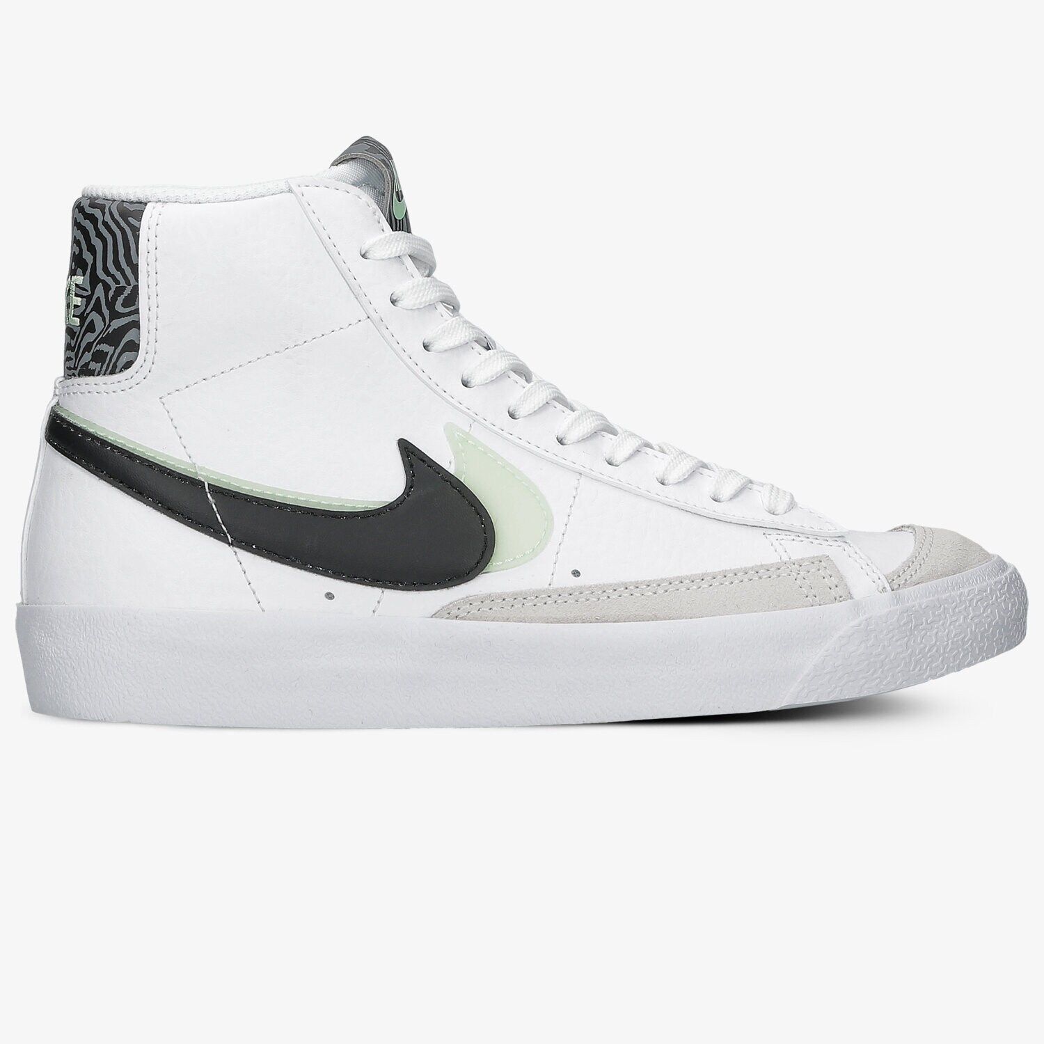Kinder Sneaker NIKE BLAZER MID '77 SE DD1847-100 Weiß