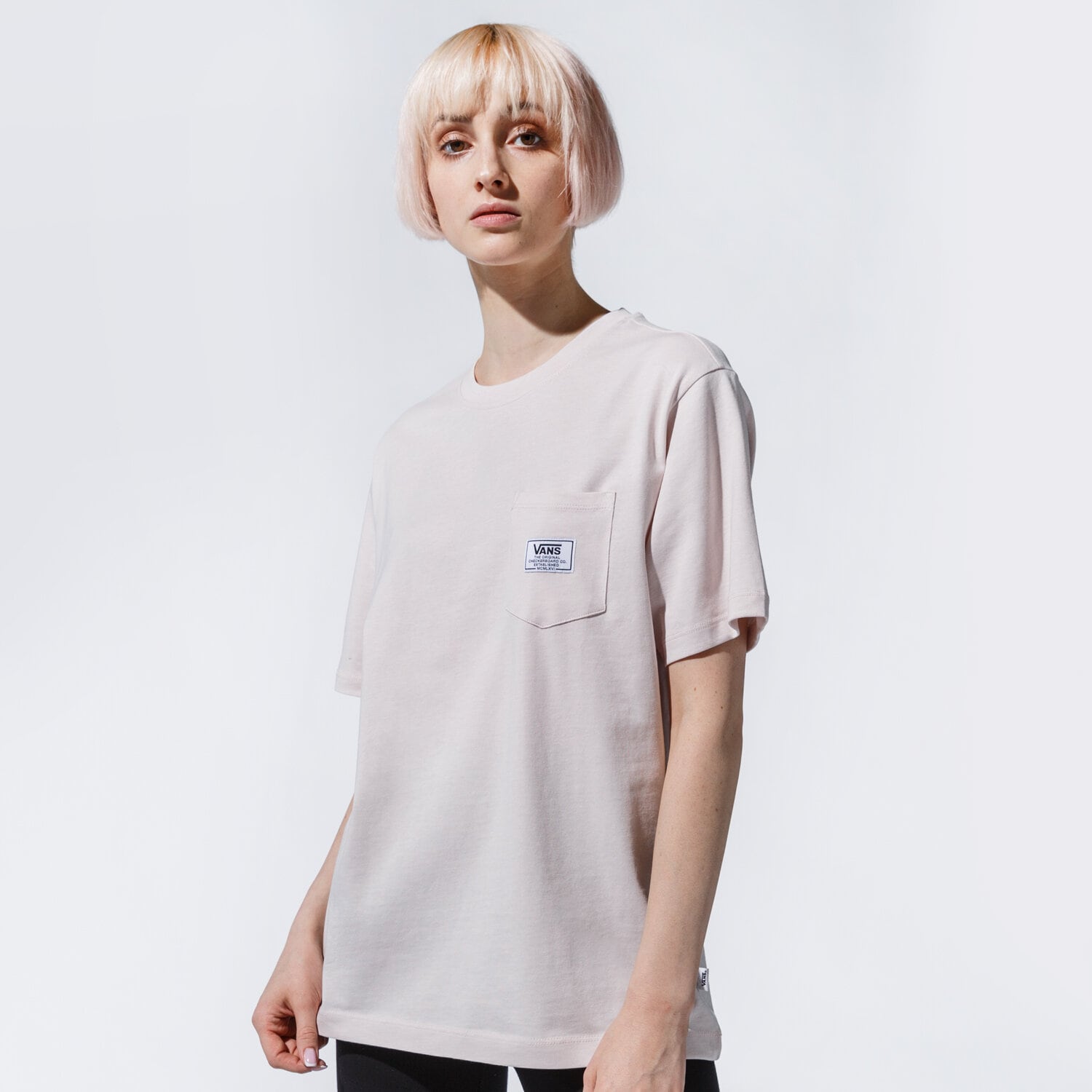 Damen T-Shirt VANS T-SHIRT WM WOVEN PATCH POCKET HUSHED VIOLET VN0A5I8F9P11 Beige