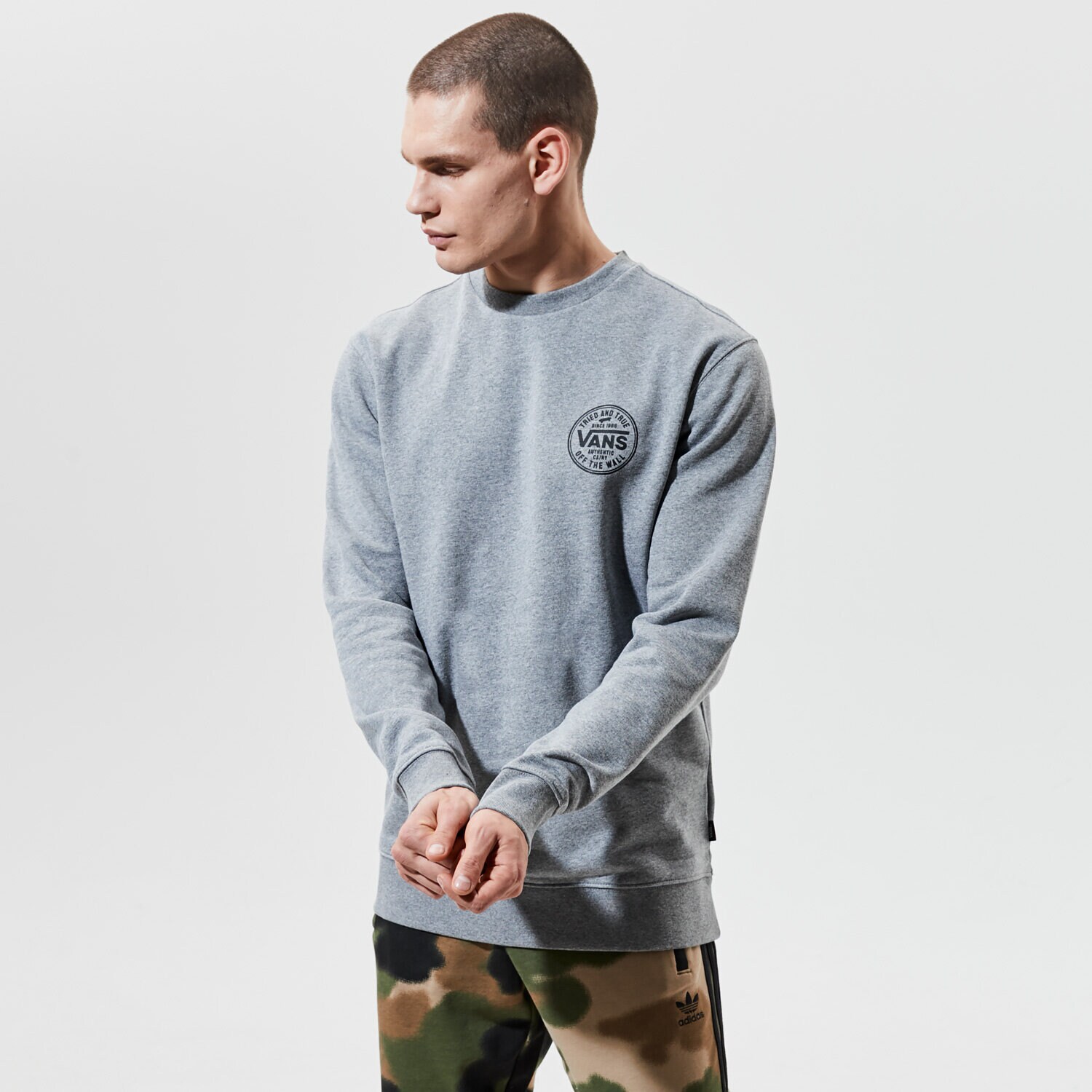 Herren VANS SWEATSHIRT MN TRIED AND   TRUE CREW CEMENT HEATHER VN0A54AY02F1 Grau