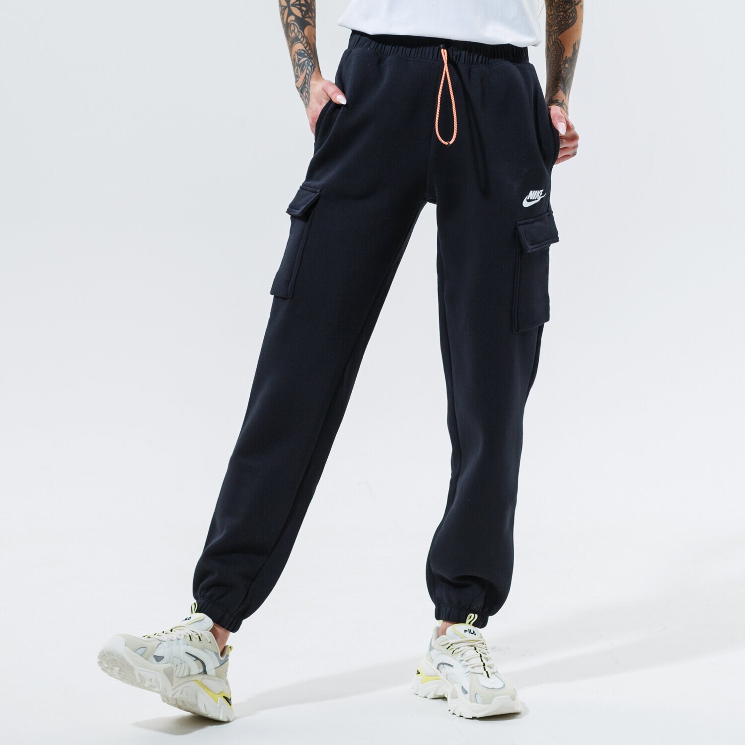Damen Hosen NIKE HOSE W NSW CARGO PANT LOOSE FLC UU DD3607-010 Schwarz